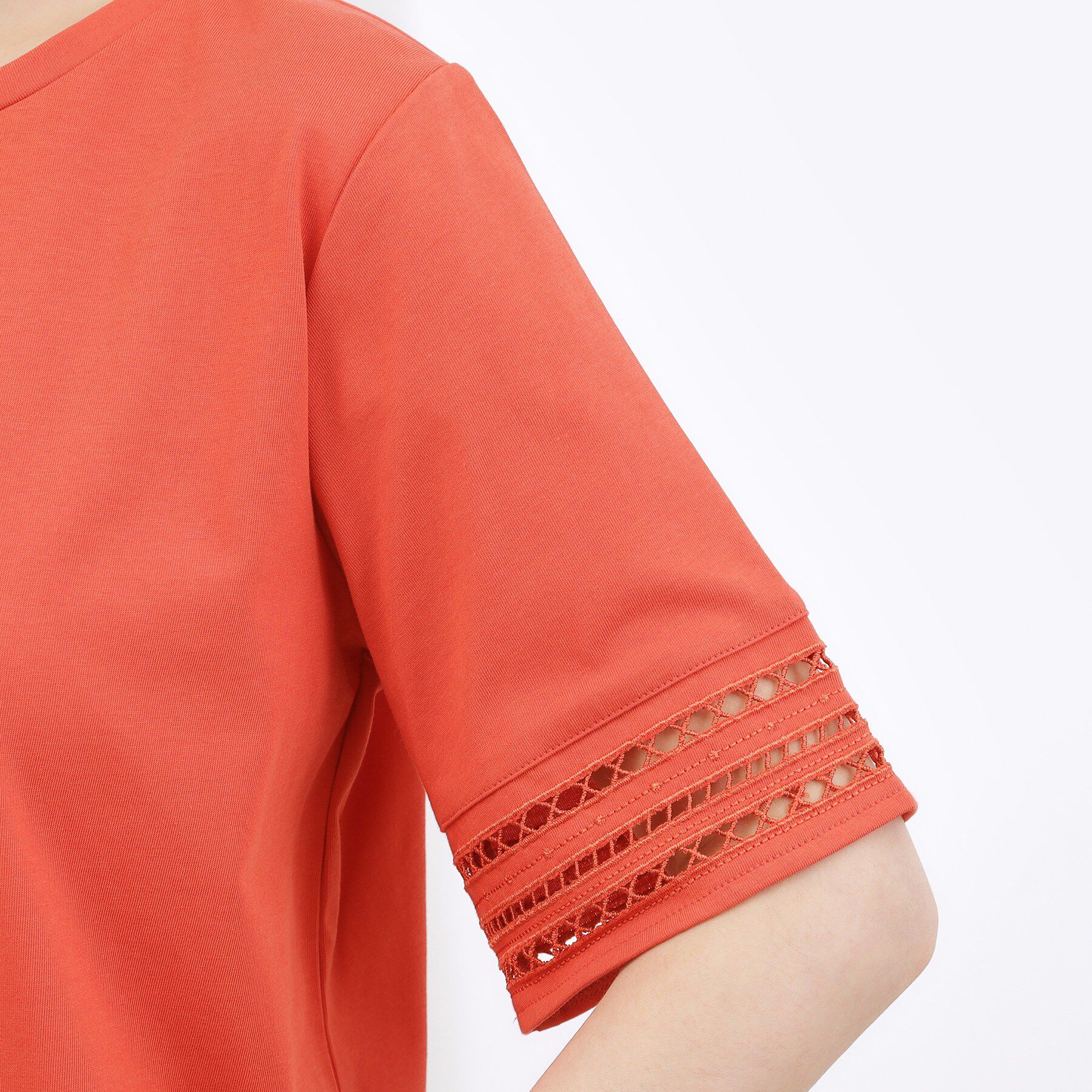 grove「【二の腕カバー/UV・ひんやり】袖口透かし刺繍Tシャツ」|Tシャツ・カットソー|