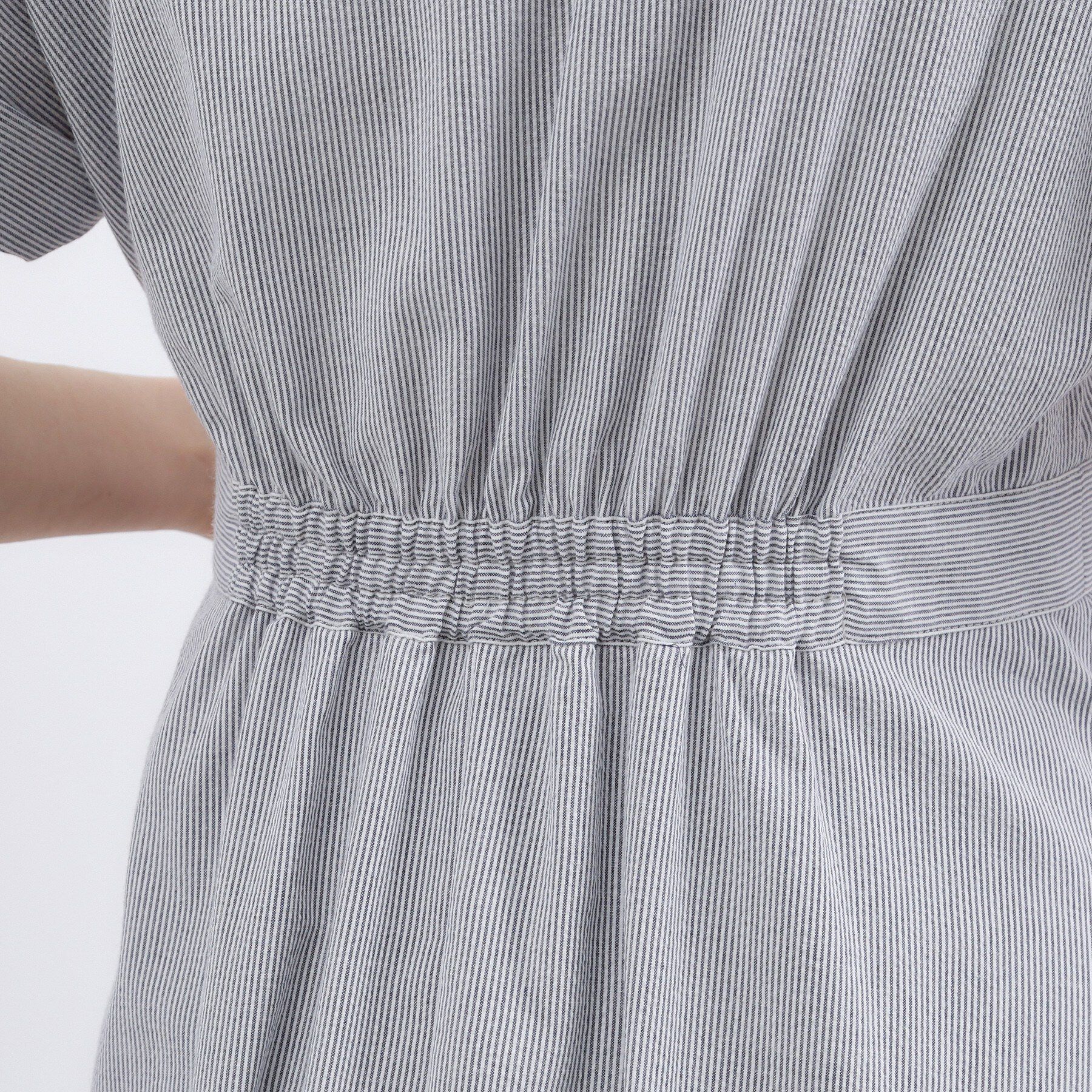 grove「【洗える】さらっと軽やか、カシュクール風サッカーワンピース」|ワンピース|