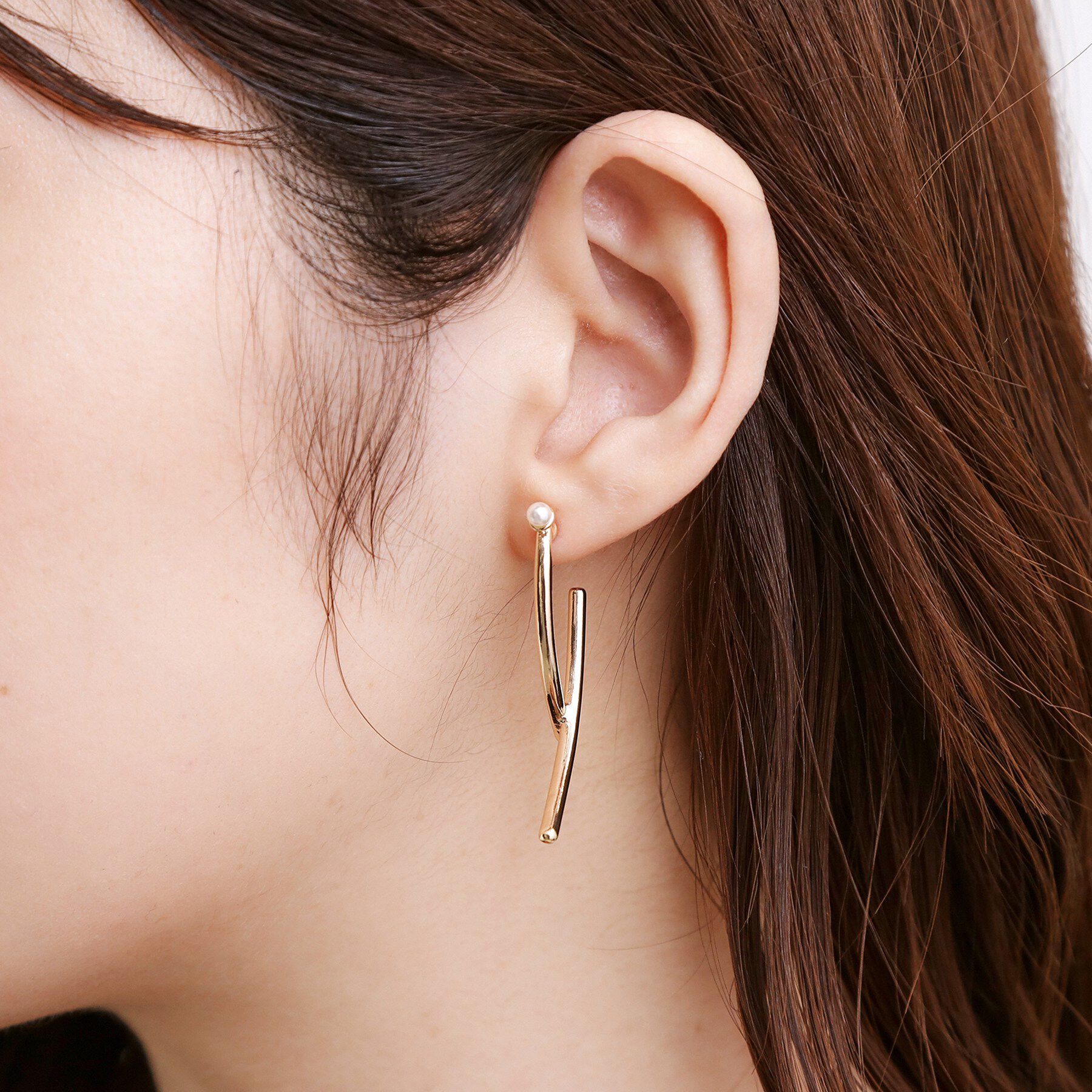 grove「パール調ダブルラインピアス」|ピアス|
