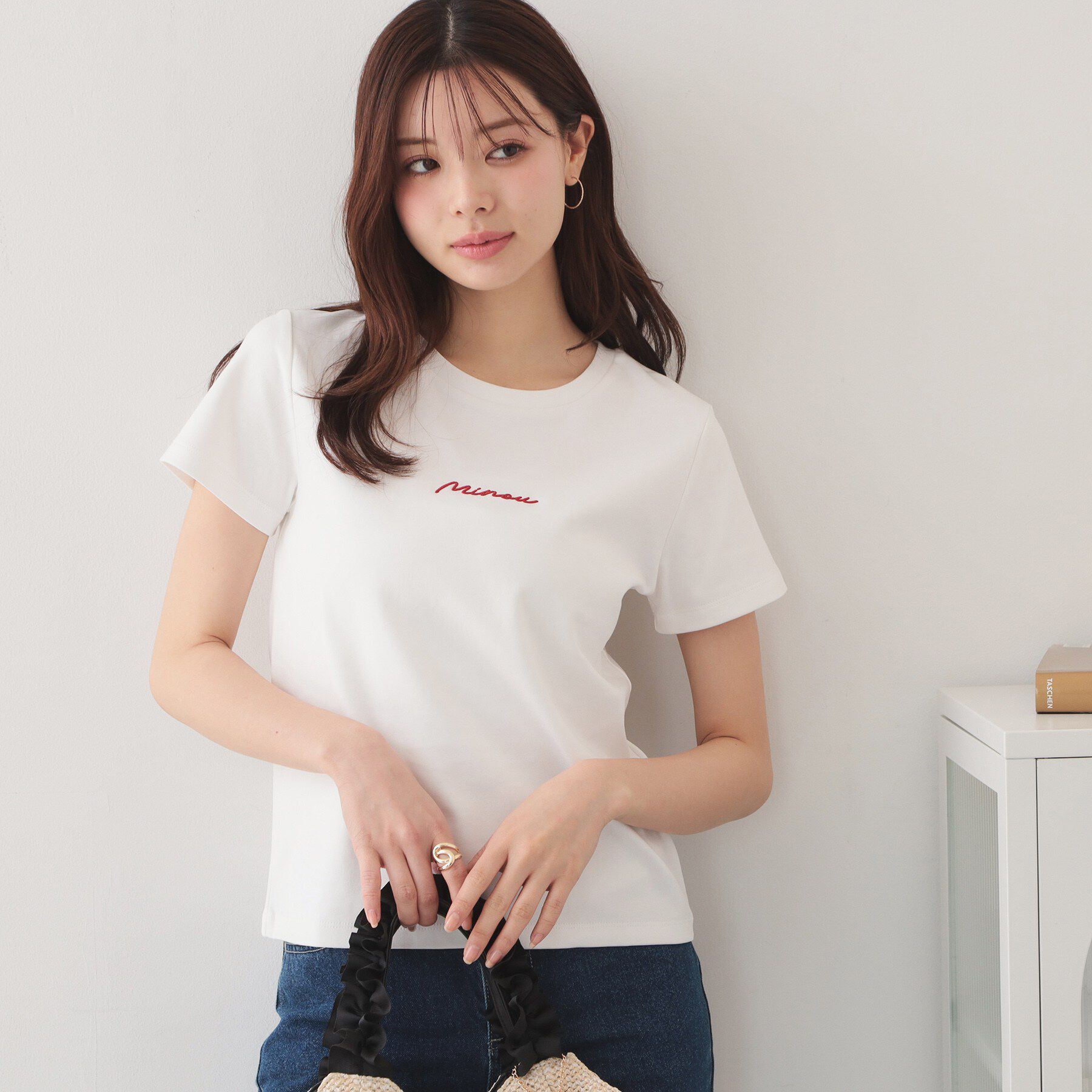 index「【UVケア／接触冷感】フロントロゴ刺繍Tシャツ《洗濯機OK／S-3L／7col》」|Tシャツ・カットソー|オフホワイト(803