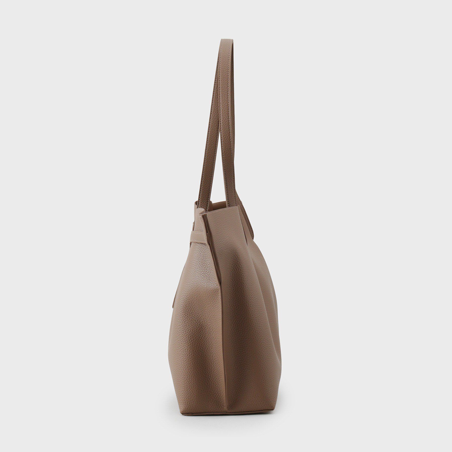 OPAQUE.CLIP「《通勤対応》ベルトデザイントートバッグ【軽量／A4対応】」|トートバッグ|