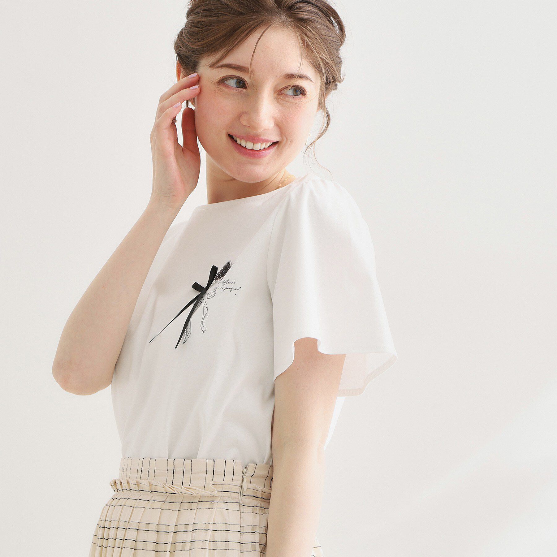 Couture broach「【接触冷感・UVカット・洗える】リボンプリントTシャツ」|Tシャツ・カットソー|