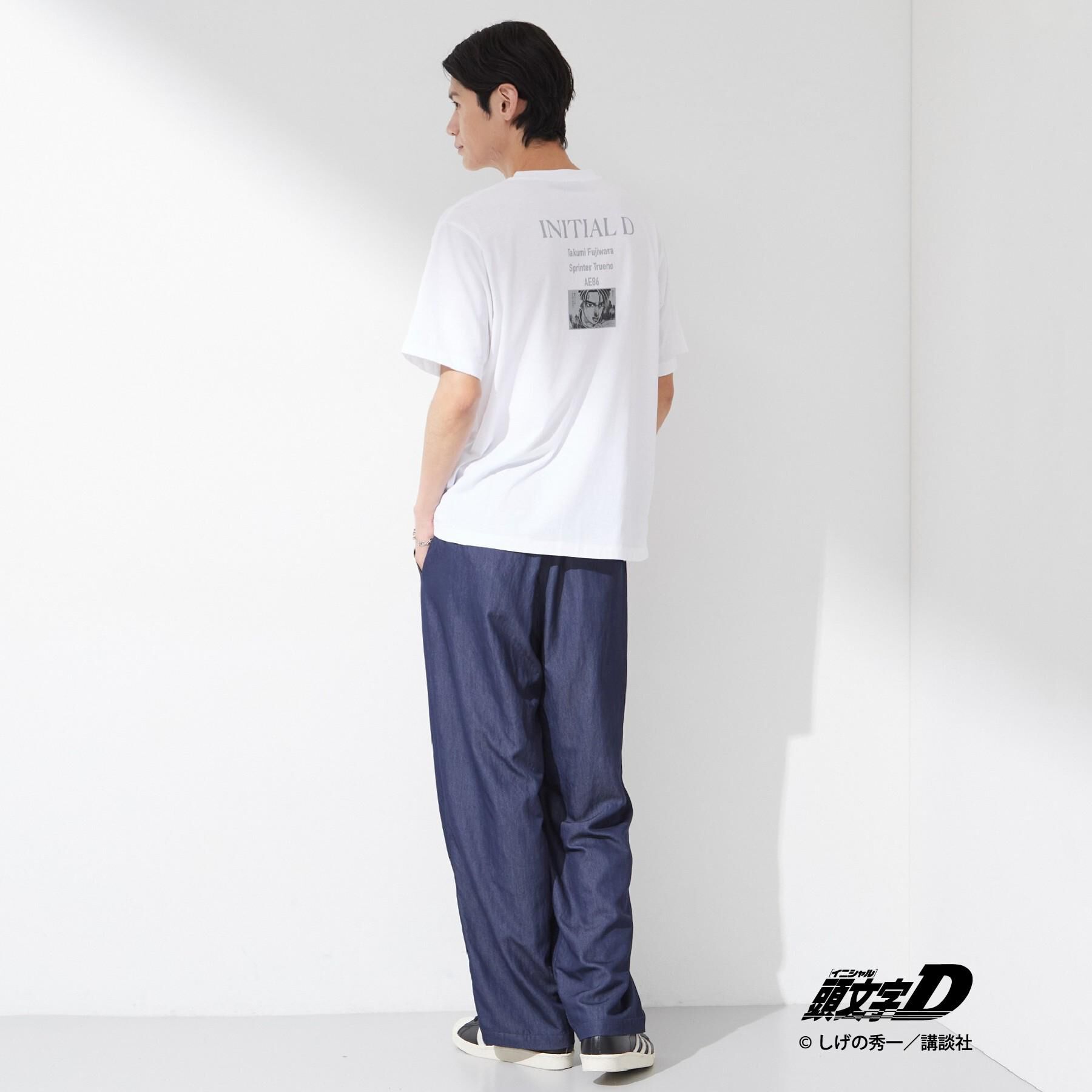 THE SHOP TK「頭文字D 別注 『フジワラ』 グラフィック半袖Tシャツ ステッカー＆チャーム付き」|Tシャツ・カットソー|