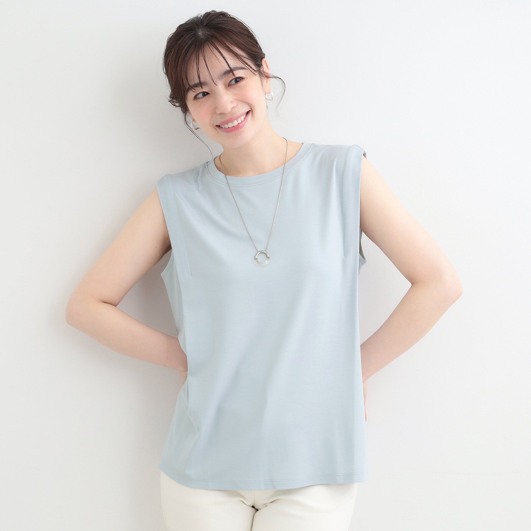 SHOO･LA･RUE「【UVカット/接触冷感】上品に涼し気 とろみタックノースリーブトップス」|Tシャツ・カットソー|