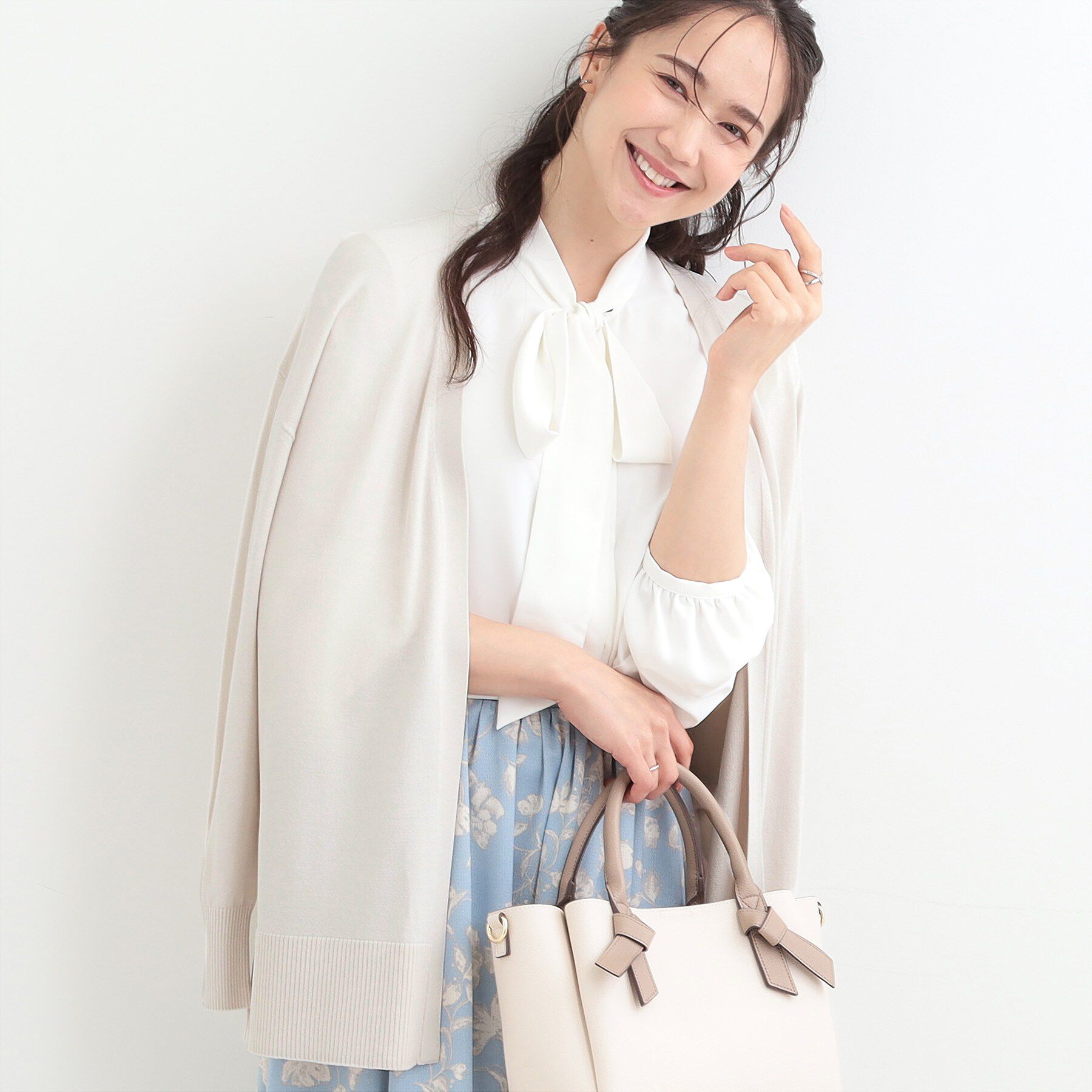SHOO･LA･RUE「【洗濯機可/ひんやり/UV】さらっとしたタッチが心地よい ミドルカーディガン」|カーディガン|ライトグレー(011