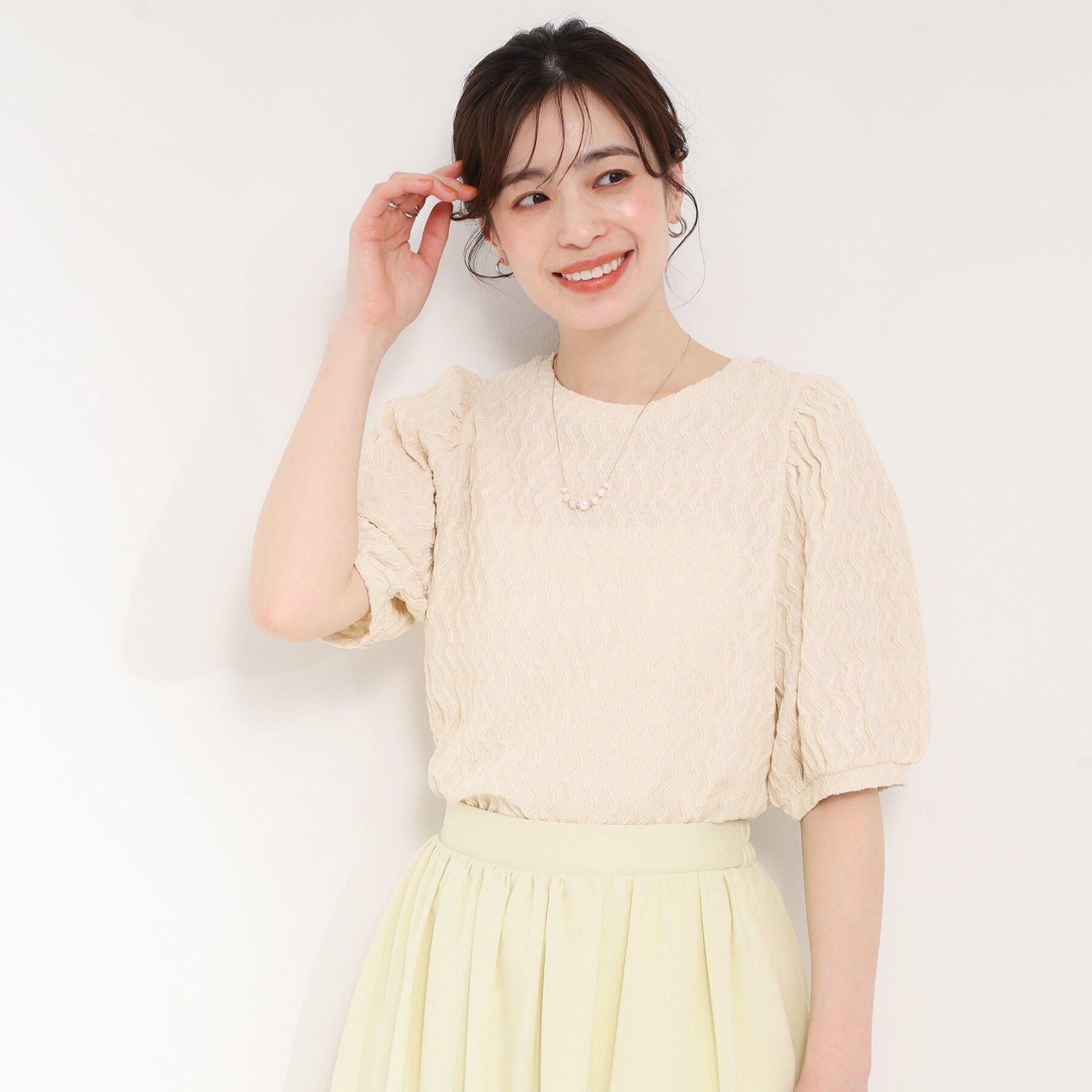 SHOO･LA･RUE「【洗濯機可/S-LL】パフスリーブが女性らしい ウェーブ柄 ジャカードトップス」|Tシャツ・カットソー|