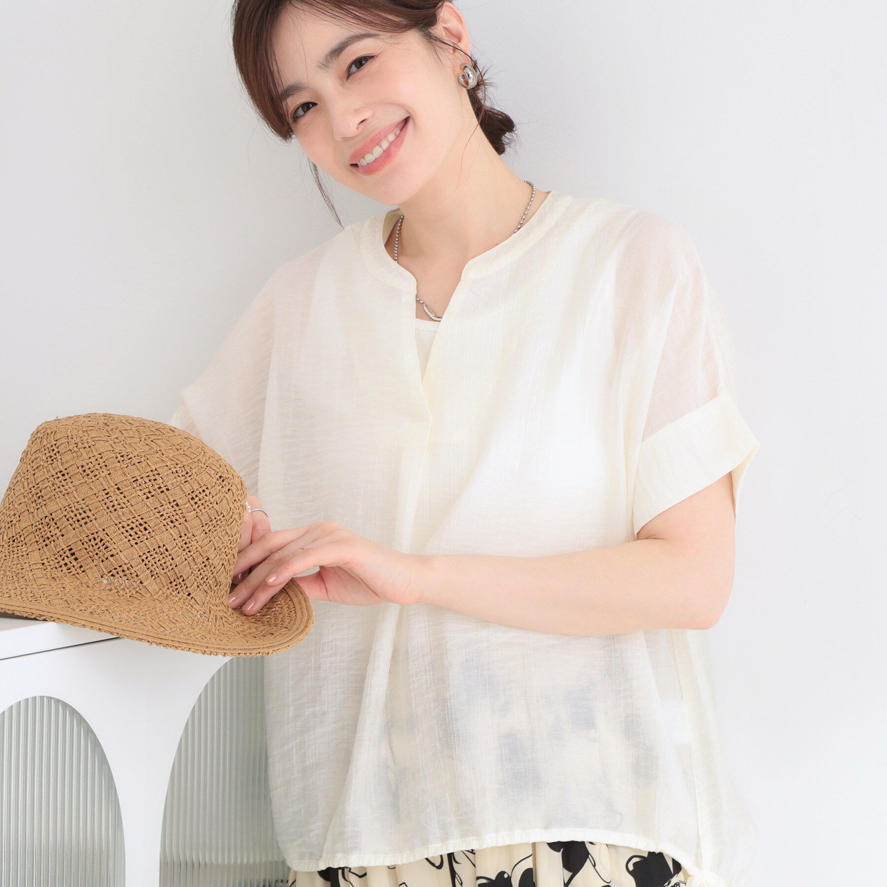 SHOO･LA･RUE「【高レビュー/体型カバー】インせず着られる スキッパー裾リボンブラウス」|シャツ・ブラウス|オフホワイト(003
