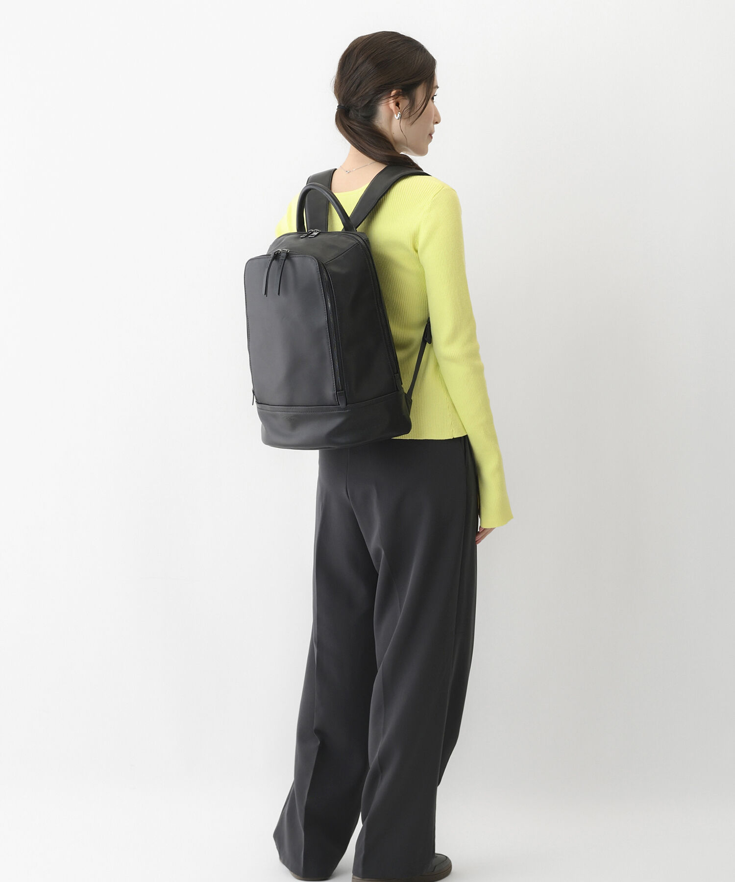 W&.Day/Night「本革 リュックサック W&.Day/Night ピルクエット レザーリュック A4サイズ 13.3インチPC収納 19011」|リュック|