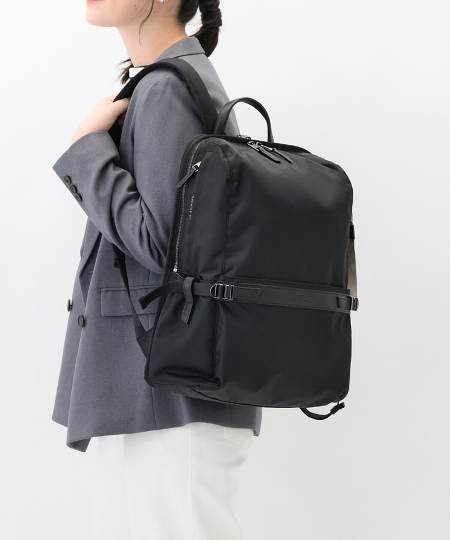 W&.Day/Night「リュックサック ビジネス W&.Day/Night リッカ2 スクエアリュック B4サイズ 15.6インチPC収納 19153」|リュック|