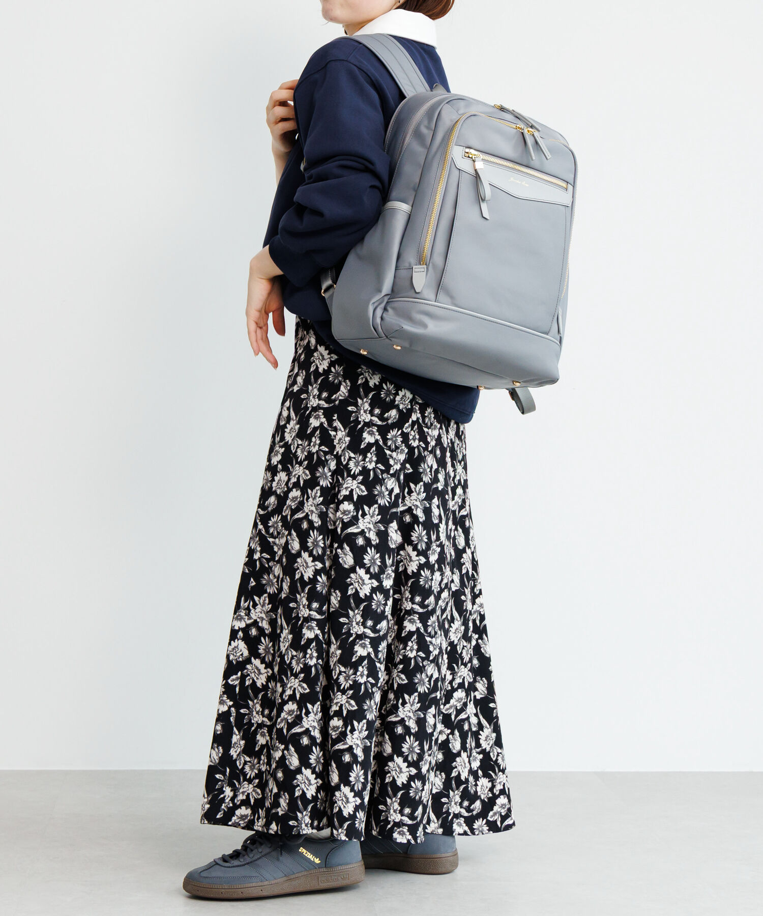  「Jewelna Rose/ジュエルナローズ リラ リュックサック  A4サイズ 14インチ収納 背面メッシュ 16362 バッグ」|リュック|