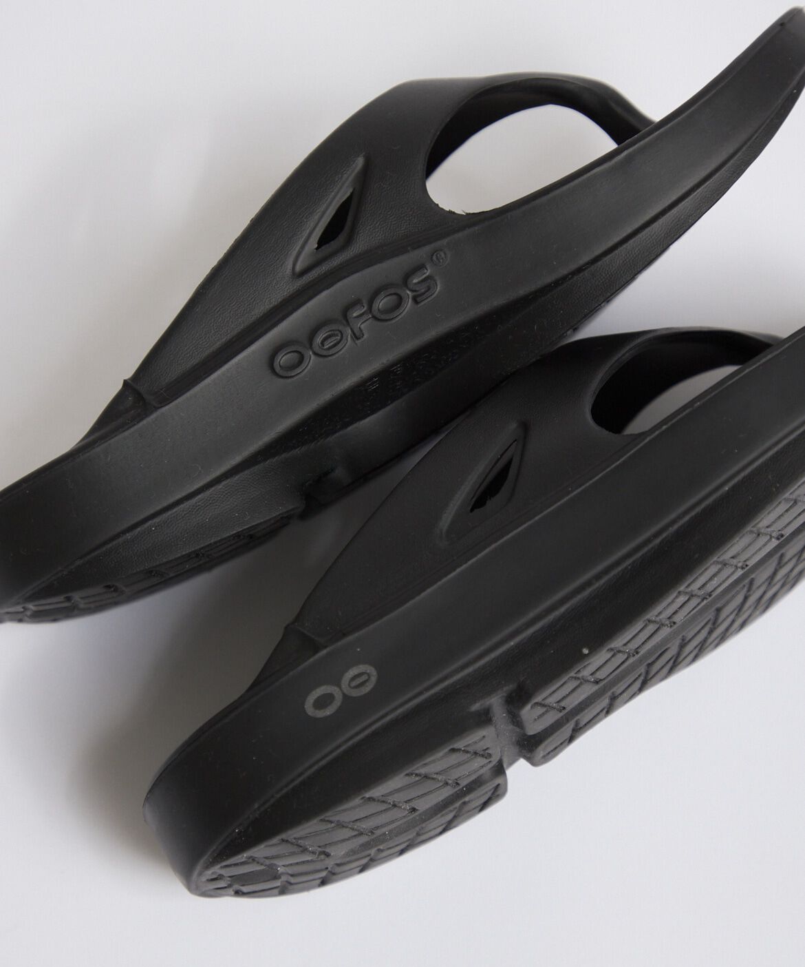 INED「Ooriginalサンダル《OOFOS》」|サンダル|