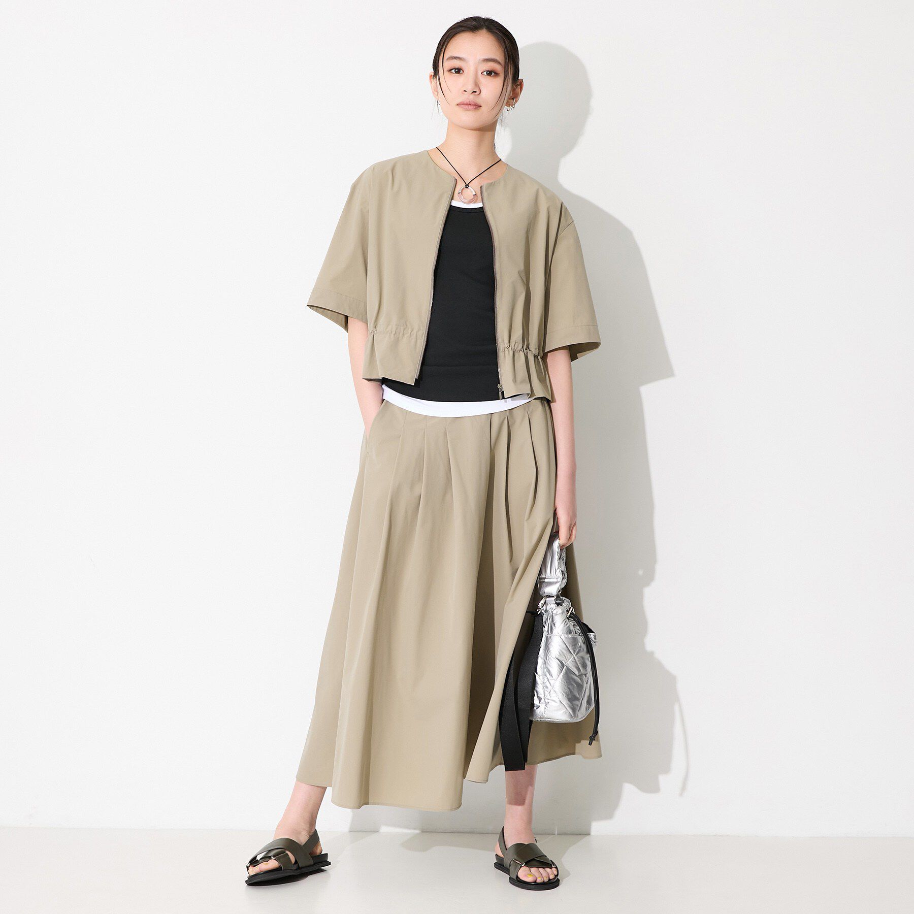 INDIVI「【撥水／UVケア／SETUP可能】軽量マキシ丈タックスカート」|スカート|