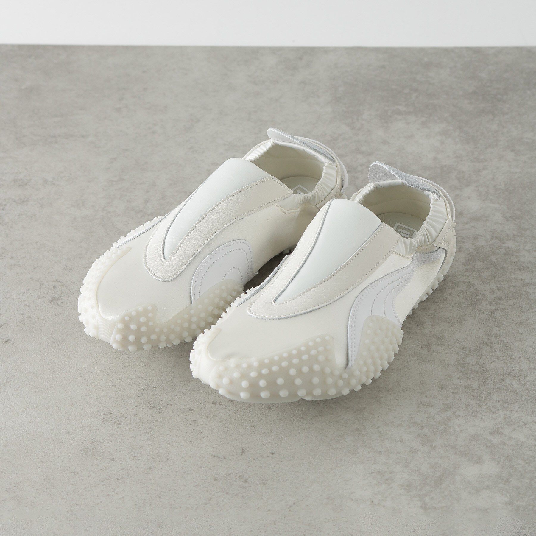 GALLEST「【PUMA】ウィメンズ モストロ ムーブ ヴィーナス スニーカー」|スニーカー|オフホワイト(003
