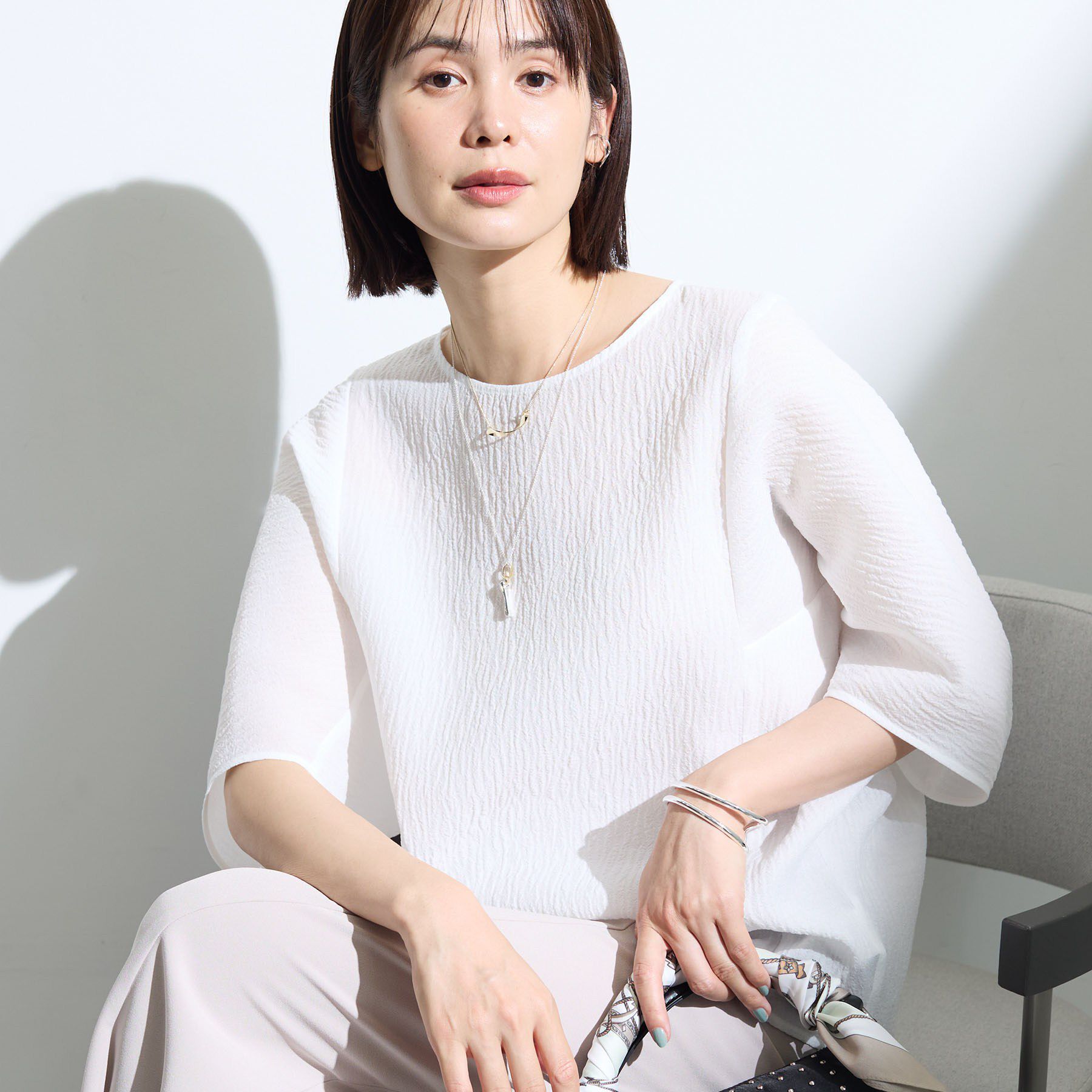 INDIVI「【華奢見え】ジャカード ドルマントップス」|Tシャツ・カットソー|ホワイト(001)
