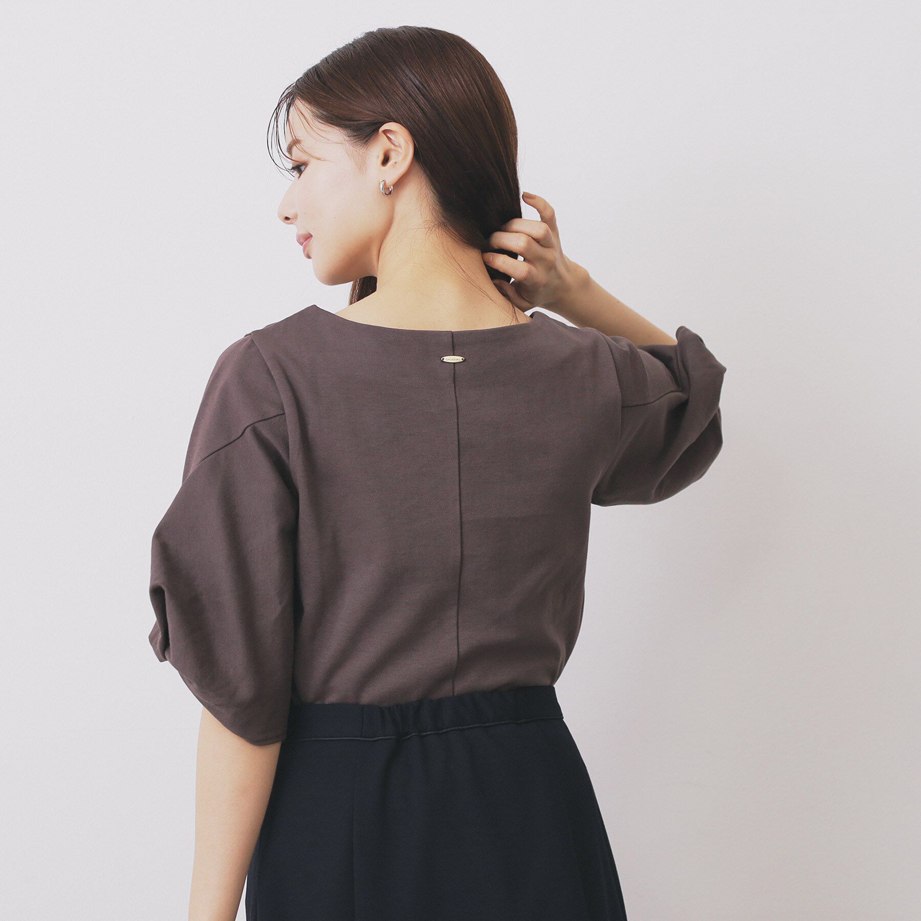 index「パフスリーブツイストタックトップス【洗濯機可／接触冷感／UVケア】」|Tシャツ・カットソー|