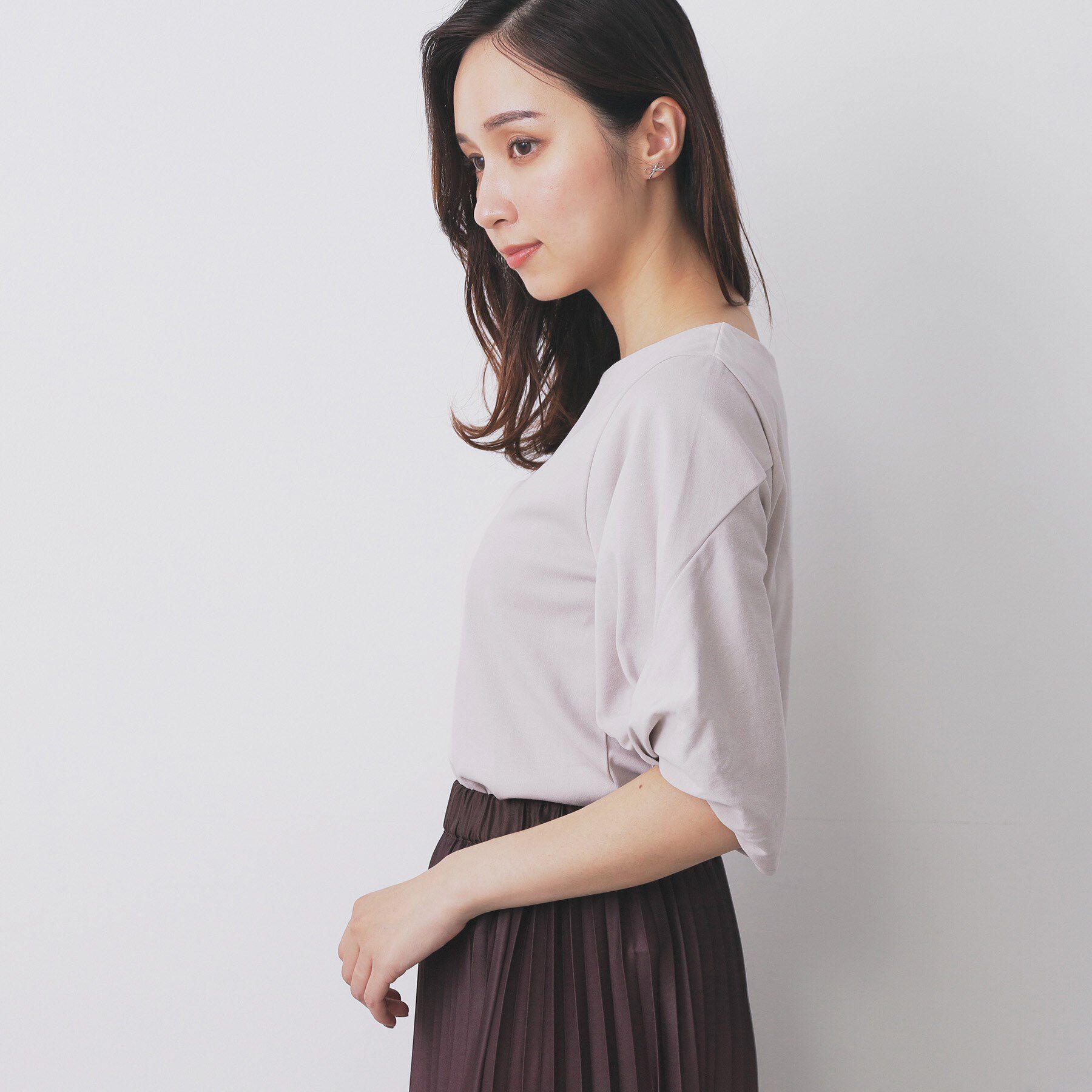 index「パフスリーブツイストタックトップス【洗濯機可／接触冷感／UVケア】」|Tシャツ・カットソー|