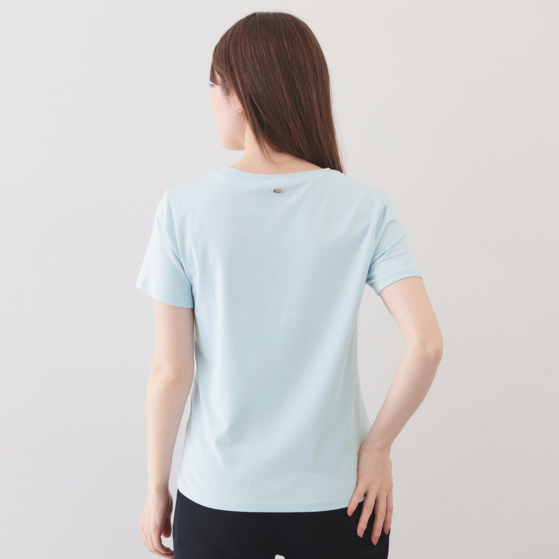 index「【UVケア／接触冷感／吸水速乾】薄手なのに透けにくい！ベーシックTシャツ《洗濯機OK／S～3L／6c」|Tシャツ・カットソー|