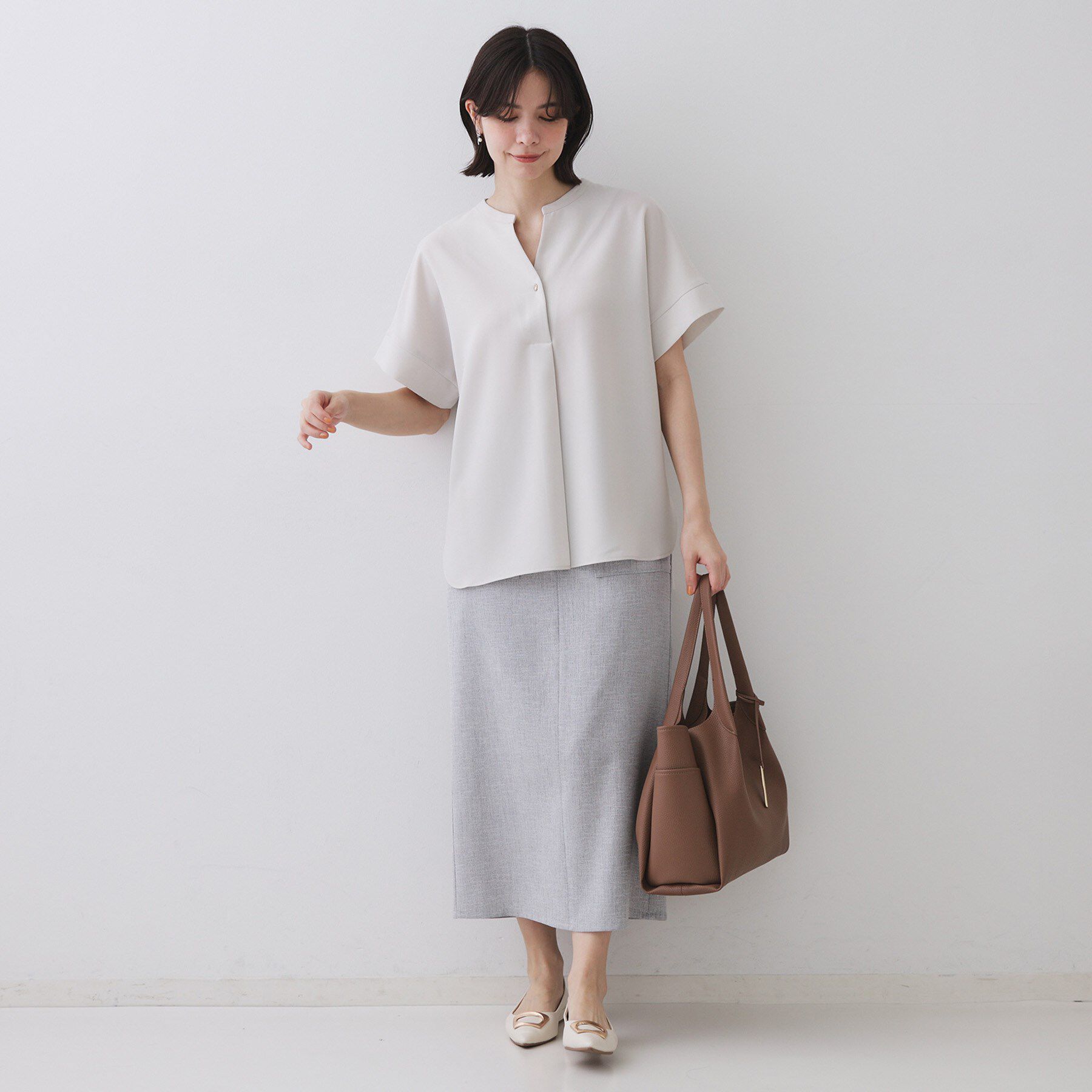 OPAQUE.CLIP「《5色展開／SS-LLサイズ》スキッパー金ボタンブラウス／セットアップ対応【防シワ／ストレッチ／洗濯」|シャツ・ブラウス|