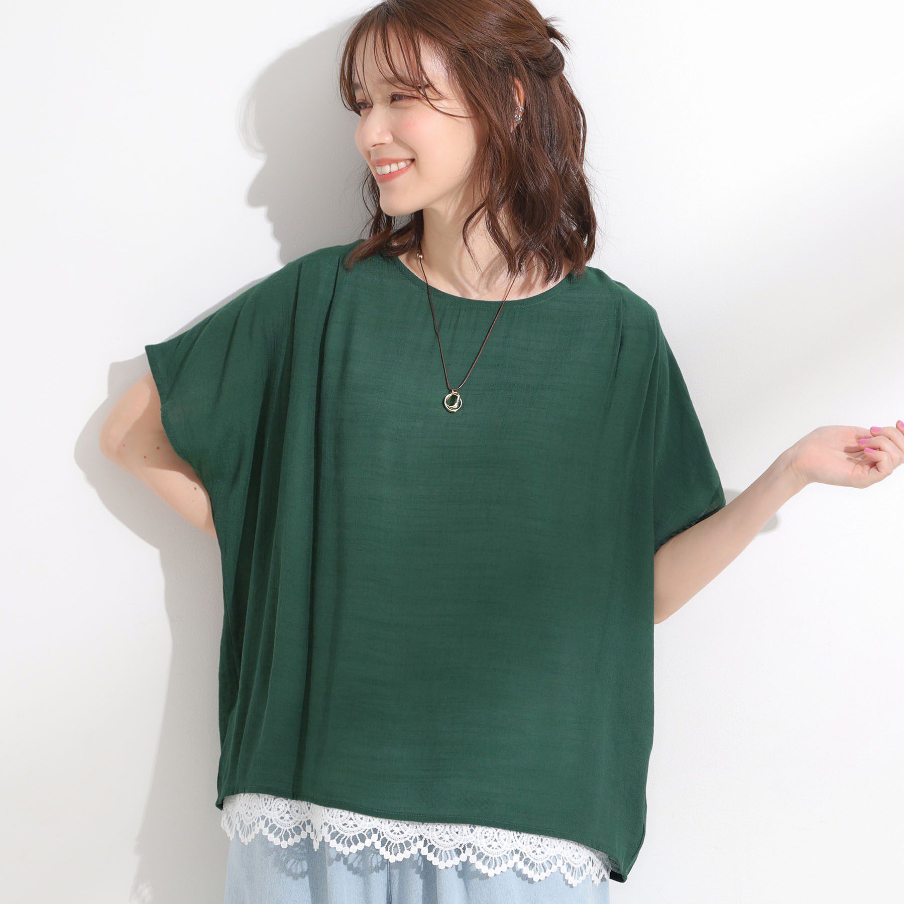 SHOO･LA･RUE「【S-LL】着るだけで簡単にコーデが決まる レースレイヤード風ドルマントップス」|Tシャツ・カットソー|グリーン(022)