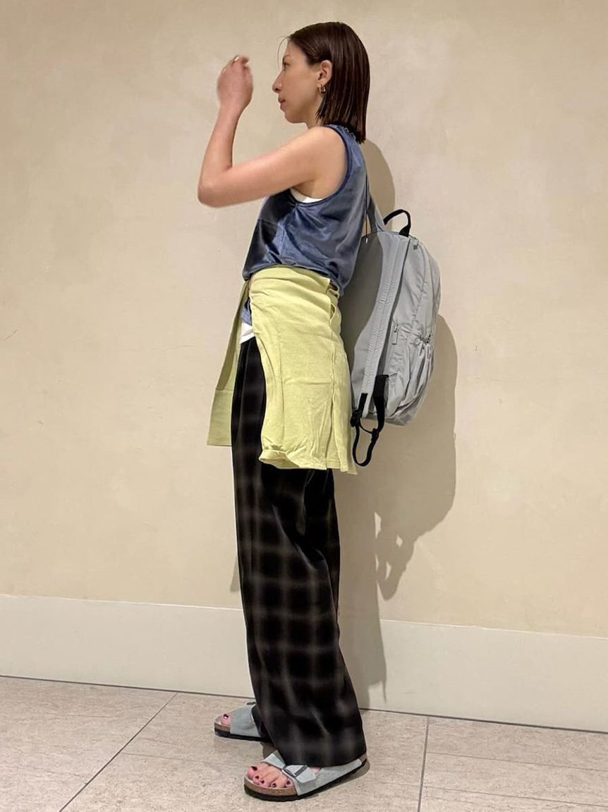 emmi atelier「【ONLINE限定カラー】eco 撥水ミニギャザーボディーバックパック」|リュック|
