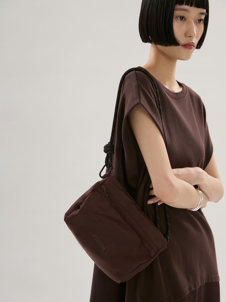 emmi atelier「【ONLINE限定カラーあり】マルチユースバックパック」|リュック|