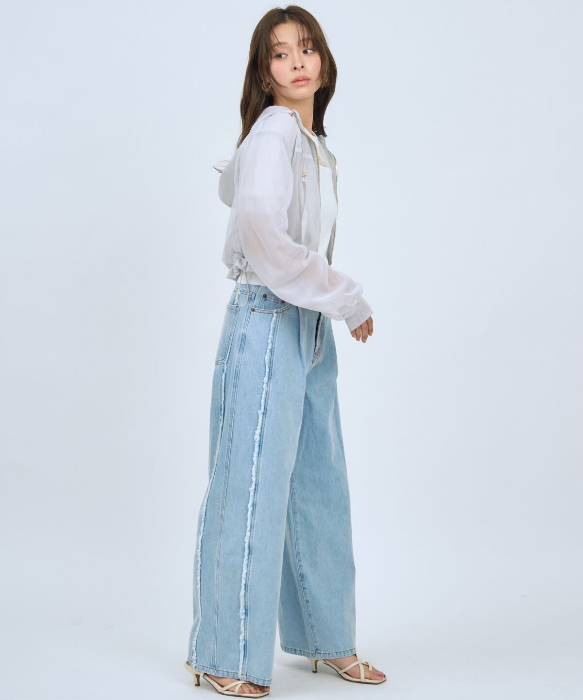 アンドクチュール「フリンジラインワイドデニムパンツ」|デニム|