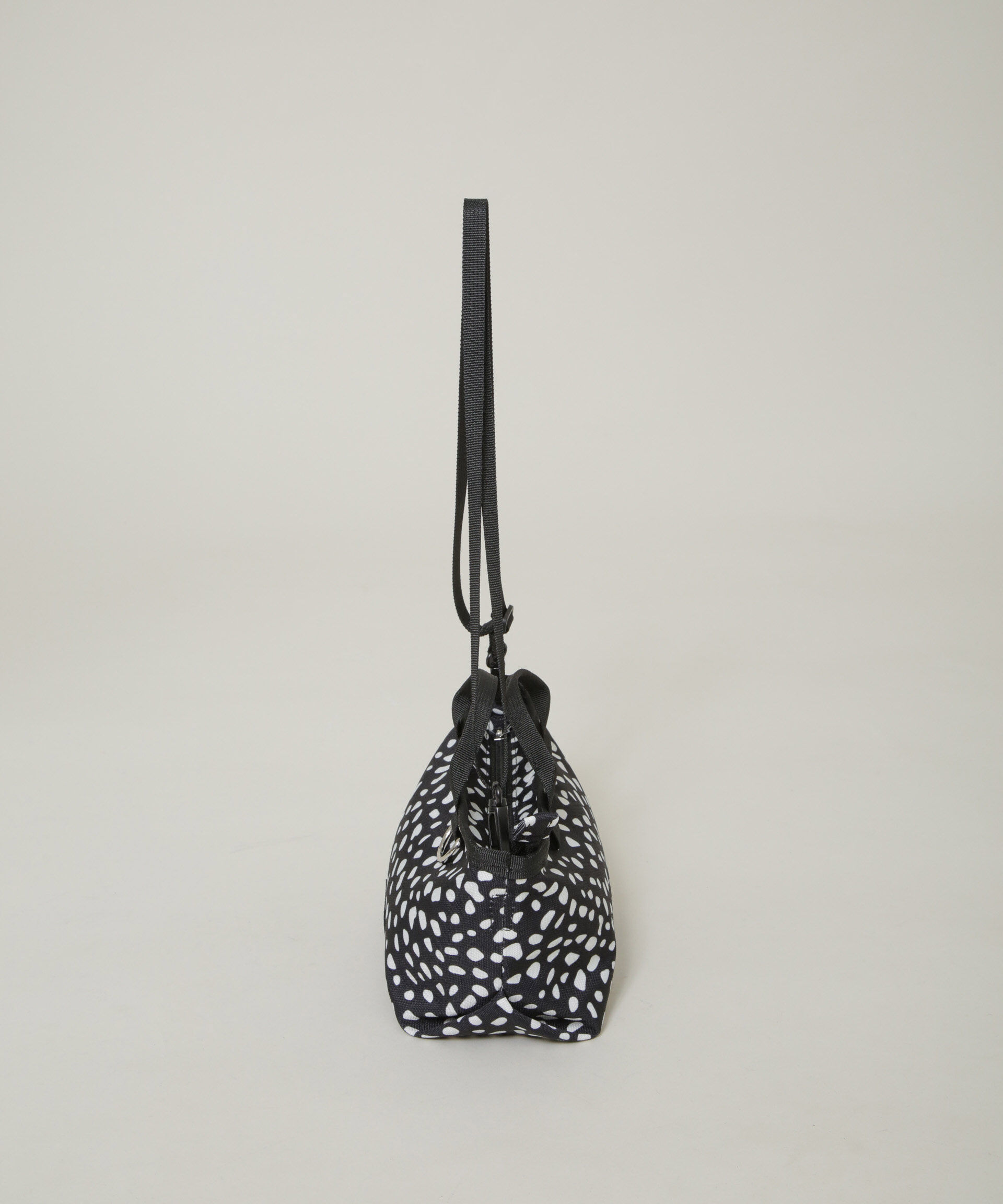 NANO universe「OUTDOOR PRODUCTS/OUTDOOR PRODUCTS Boat Shaped Mini Bag」|ショルダー・メッセンジャー|
