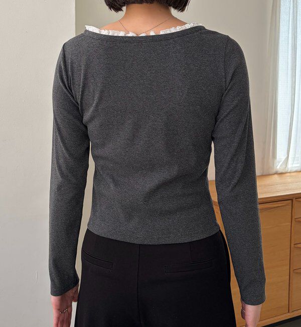  「【WEB限定】フリルトリミングカーディガン」|Tシャツ・カットソー|