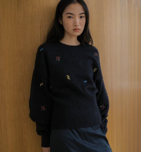  「刺繍ビジューニットプルオーバー」|ニット・セーター|