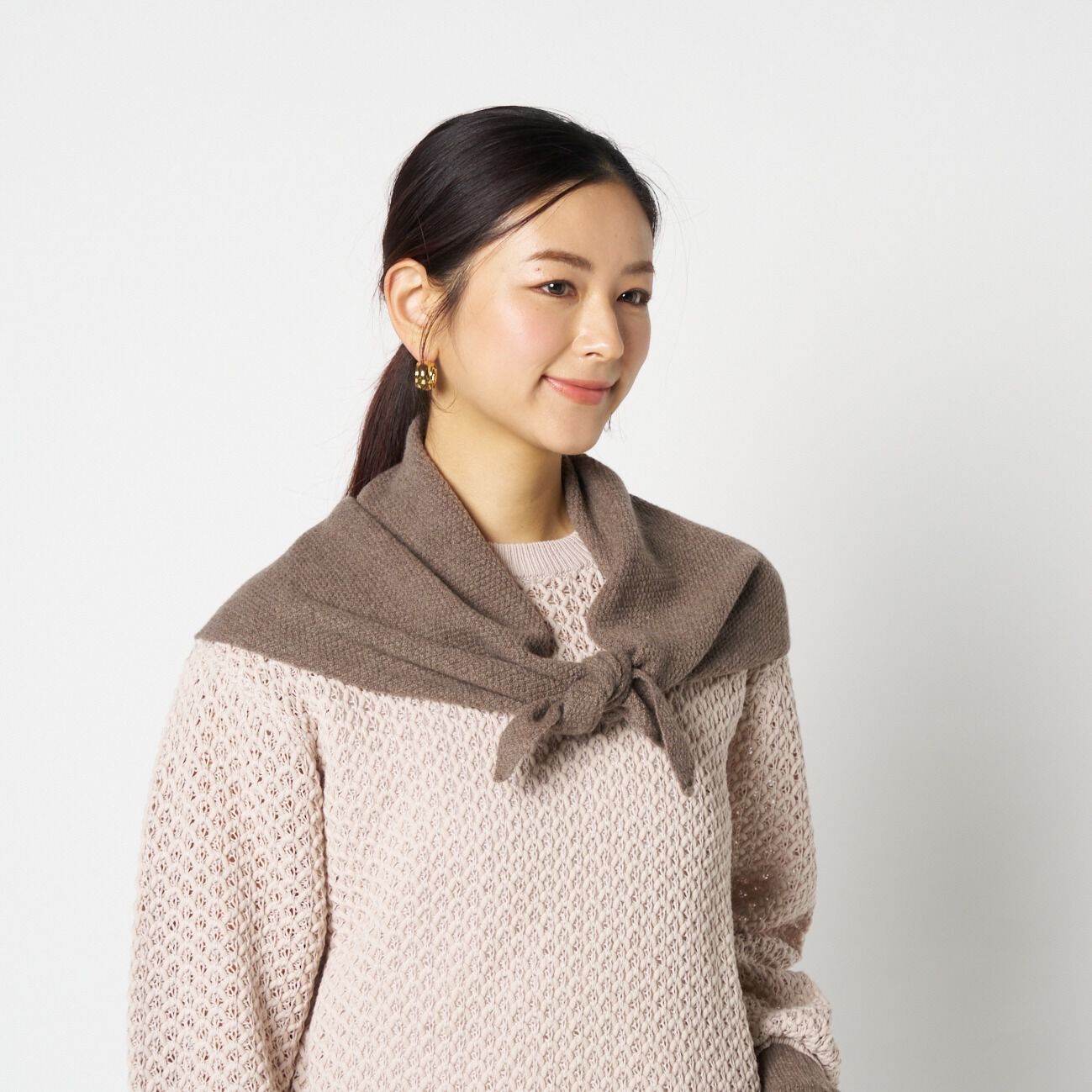  「WILLIAM BRUNTON TRIANGLE HEAD SCARF」|マフラー|