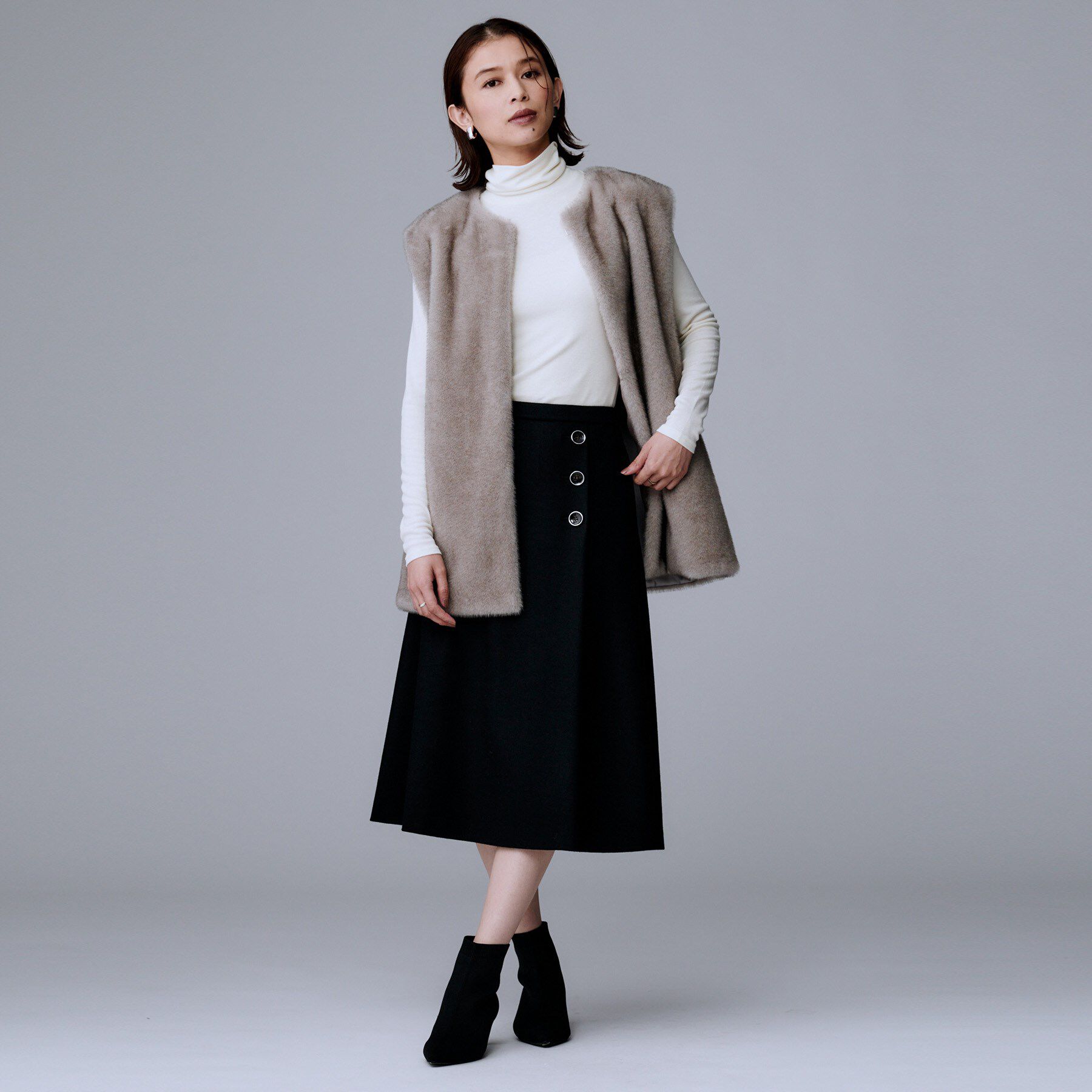 UNTITLED「【ウール100%/後ろウエストゴム】ミルドスムースフレアスカート」|スカート|