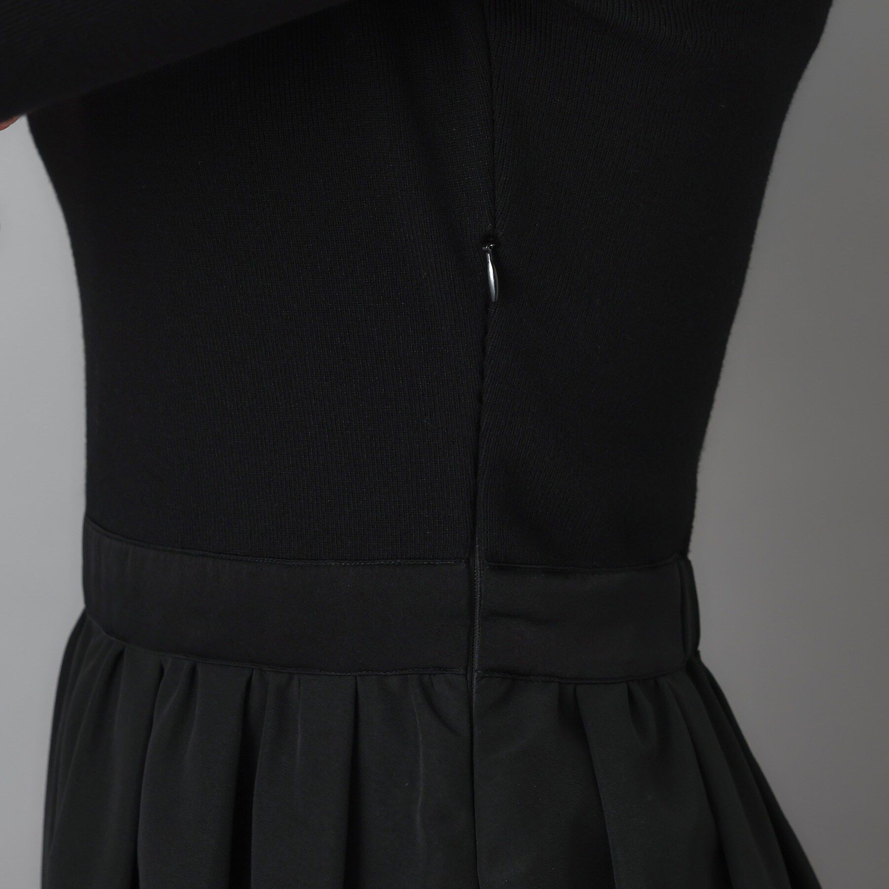 DRESSTERIOR「バイカラーニットコンビワンピース」|ワンピース|