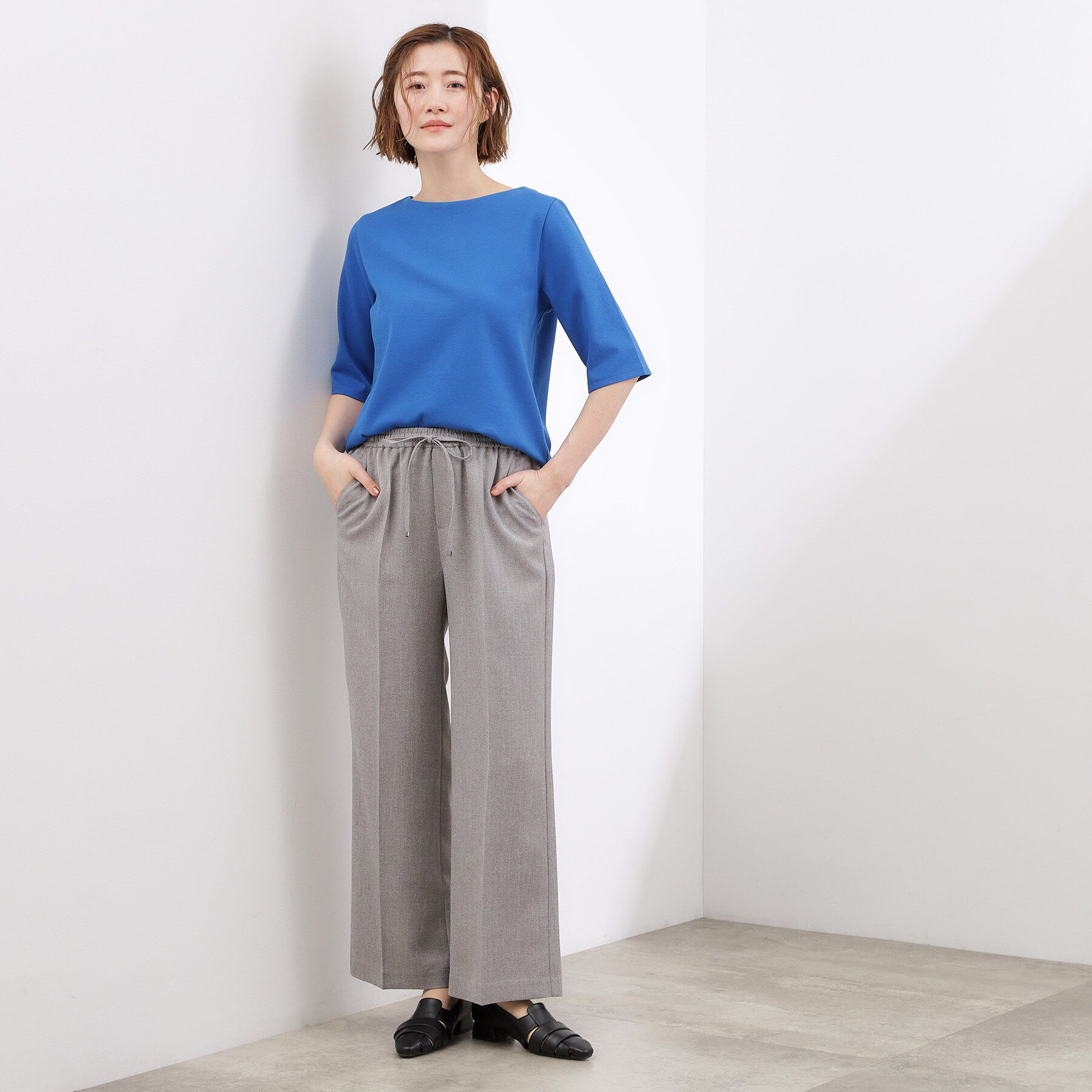 grove「【二の腕カバー/すっきり見え・抗菌防臭/UVカット】きちんと素材のボートネックTシャツ」|Tシャツ・カットソー|