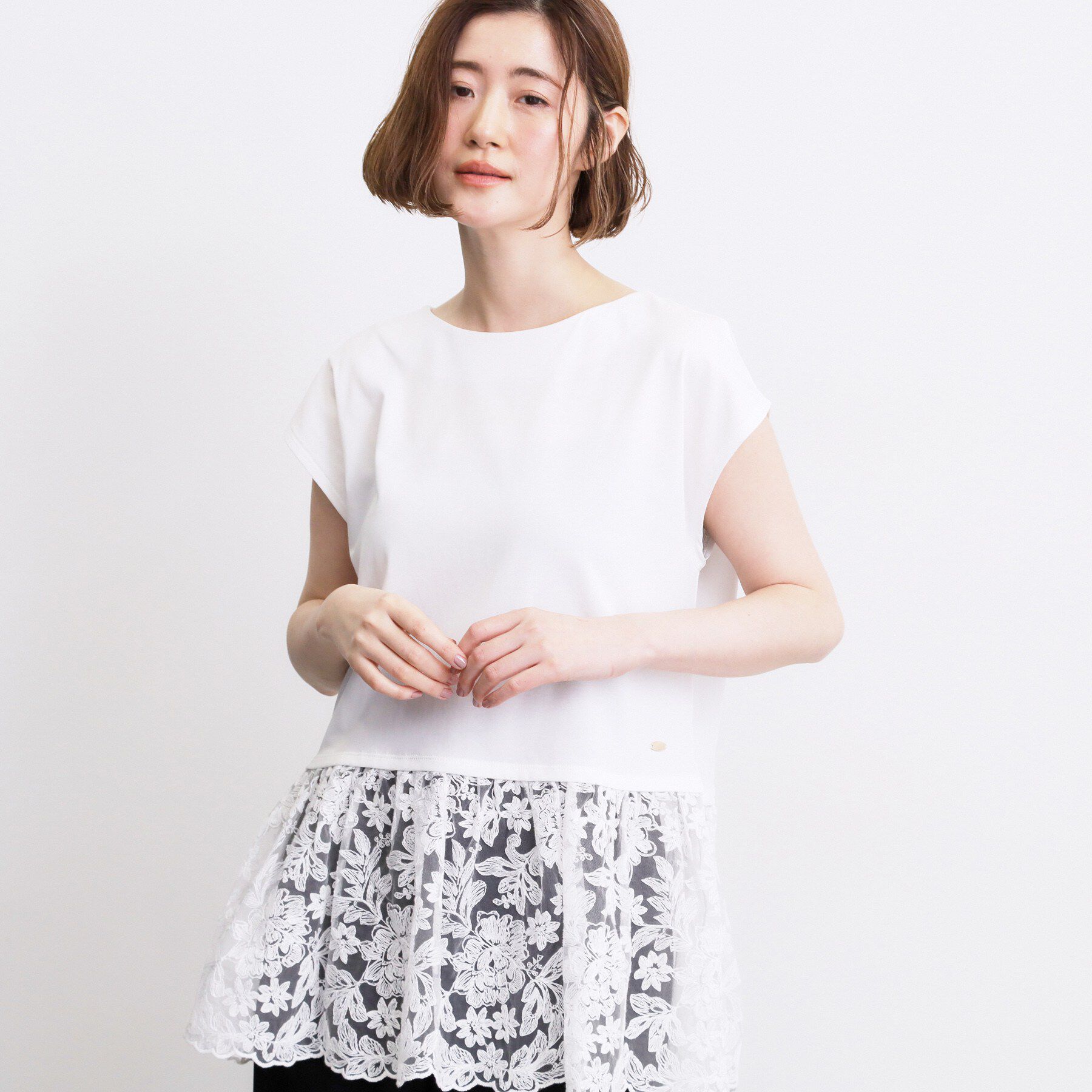 grove「【体型カバー】刺繍チュールレースドッキングカットソー」|Tシャツ・カットソー|オフホワイト(003