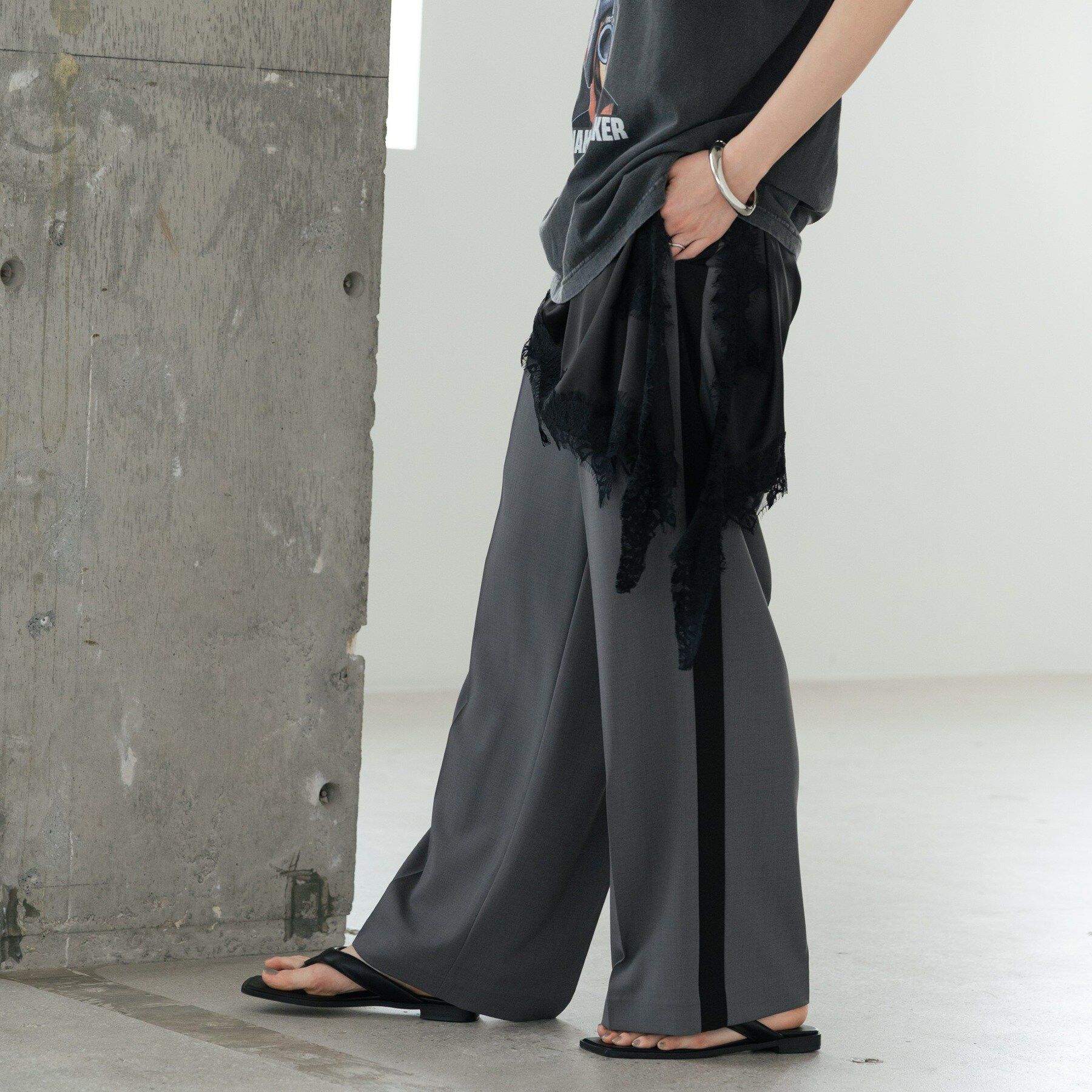 GALLEST「Comfy SET UP｜イージーサイドラインワイドパンツ【セットアップ対応／通勤／カセット服／接触」|その他|チャコールグレー(6
