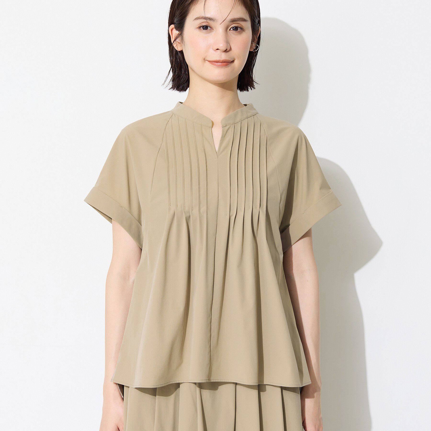 INDIVI「【撥水／UVケア／SETUP可能】軽量タックスキッパーブラウス」|シャツ・ブラウス|