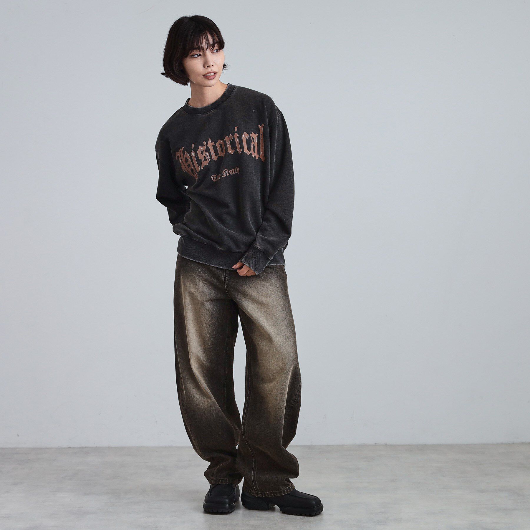 tk.TAKEO KIKUCHI「カレッジフロッキープリントスウェット」|パーカー|