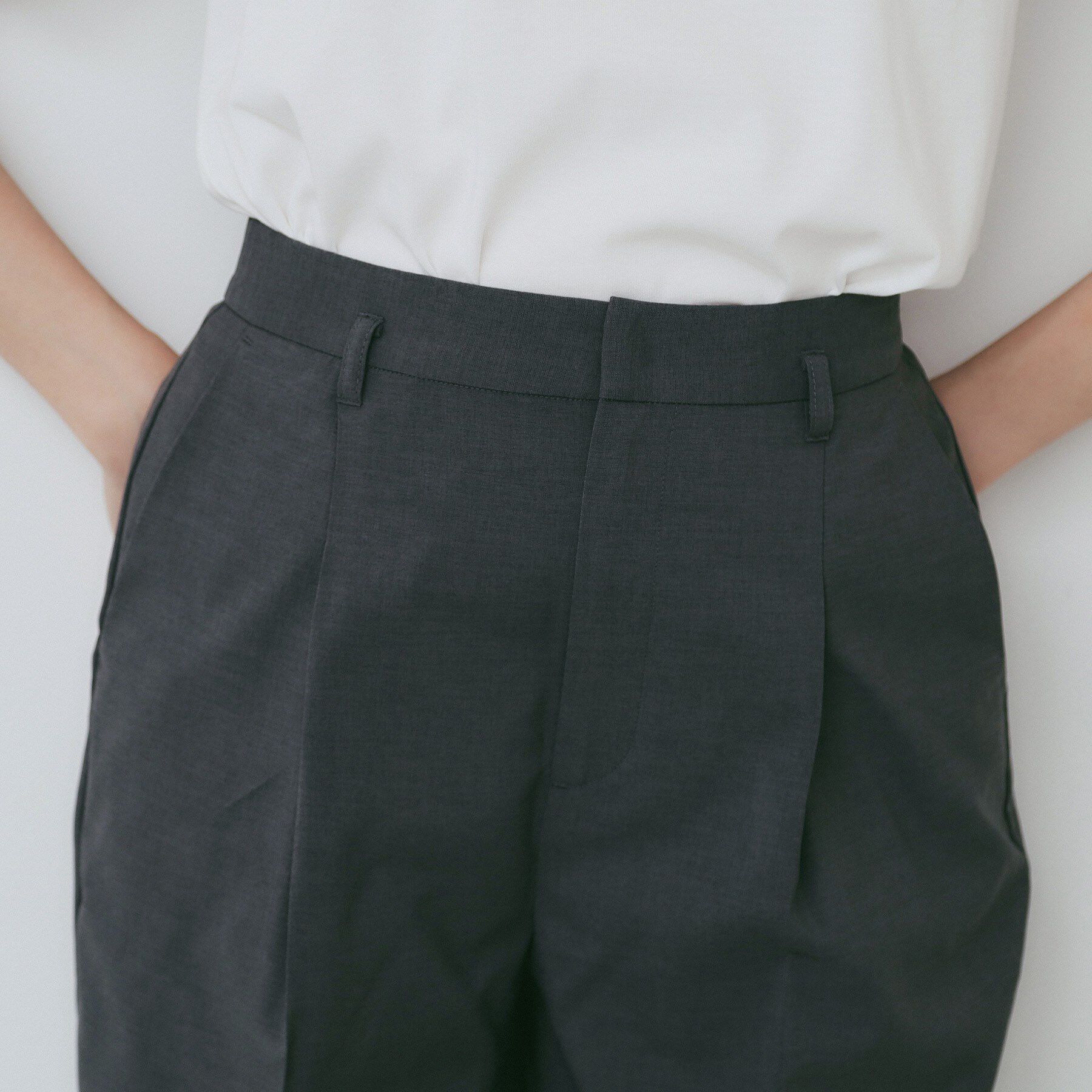 index「ベルト付きストレッチテーパードパンツ／セットアップ可【洗濯機洗い可／吸水速乾／接触冷感】」|その他|