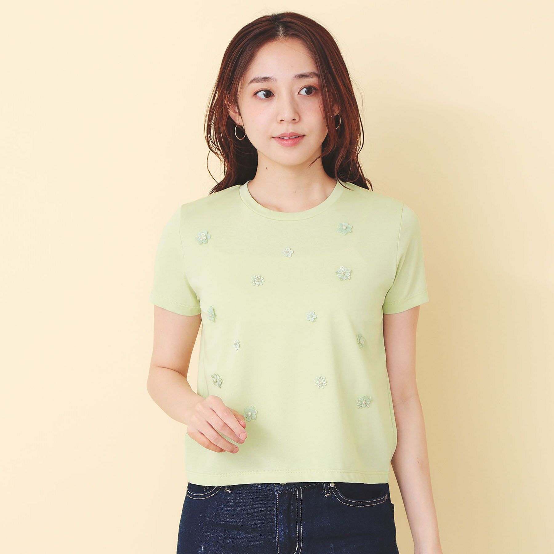 index「スパンフラワーモチーフコンパクトT【洗濯機OK】」|Tシャツ・カットソー|