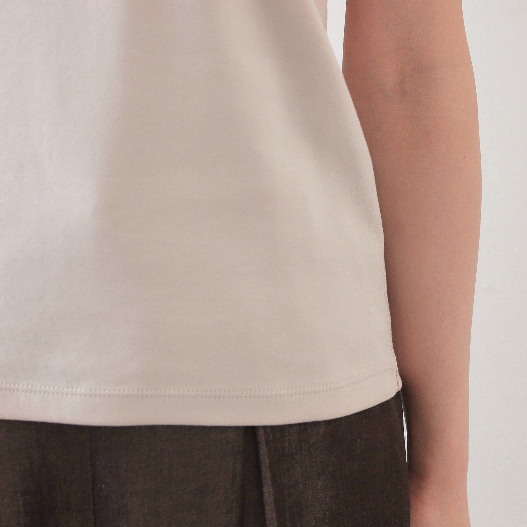 index「【接触冷感】エンブレムロゴ刺繍Tシャツ《UVケア／洗濯機OK》」|Tシャツ・カットソー|