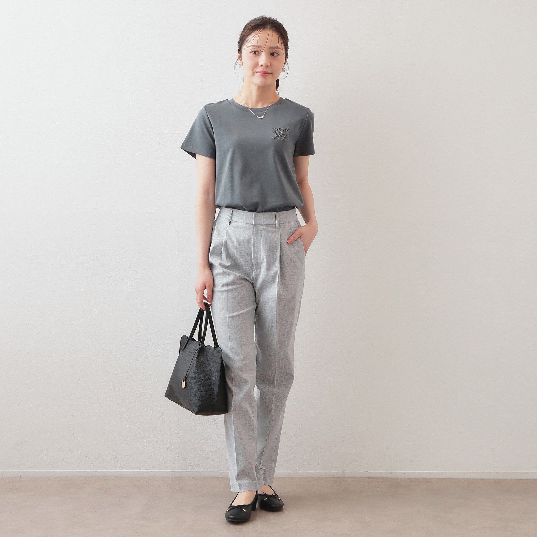 index「【接触冷感】エンブレムロゴ刺繍Tシャツ《UVケア／洗濯機OK》」|Tシャツ・カットソー|