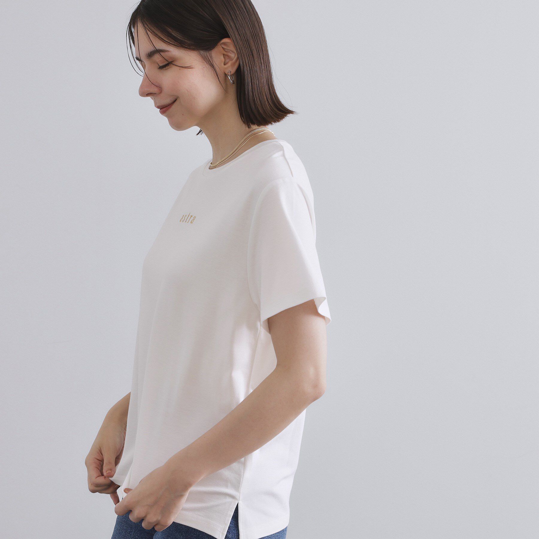 OPAQUE.CLIP「メタリック刺繍ロゴTシャツ【接触冷感／洗濯機洗い可】」|Tシャツ・カットソー|