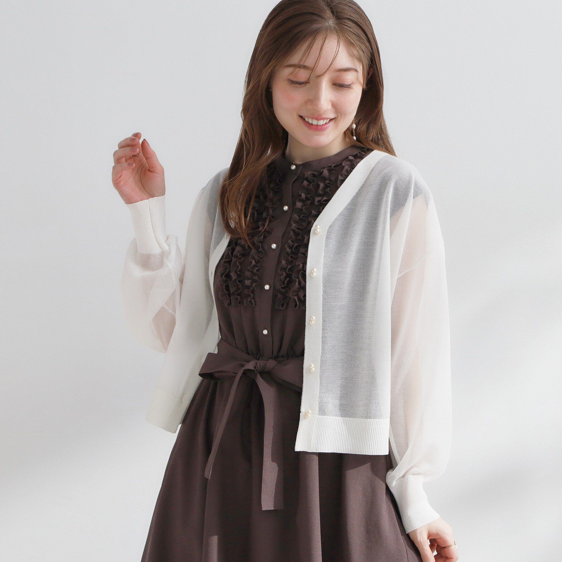 Couture broach「【洗える・パール調釦】愛されシアーカーディガン」|カーディガン|