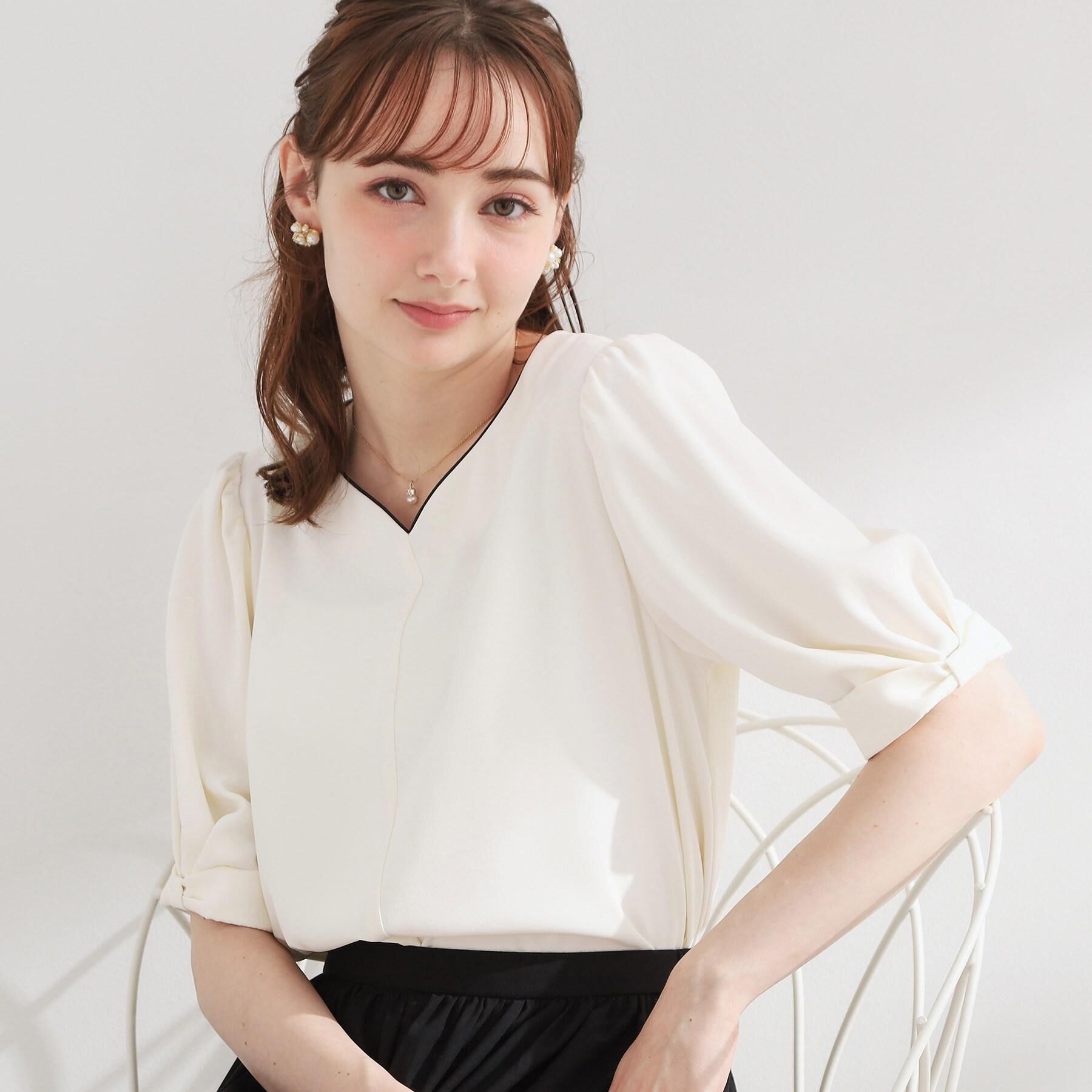 Couture broach「【洗える】袖リボンデザイン ハートネック ブラウス」|シャツ・ブラウス|オフホワイト(503