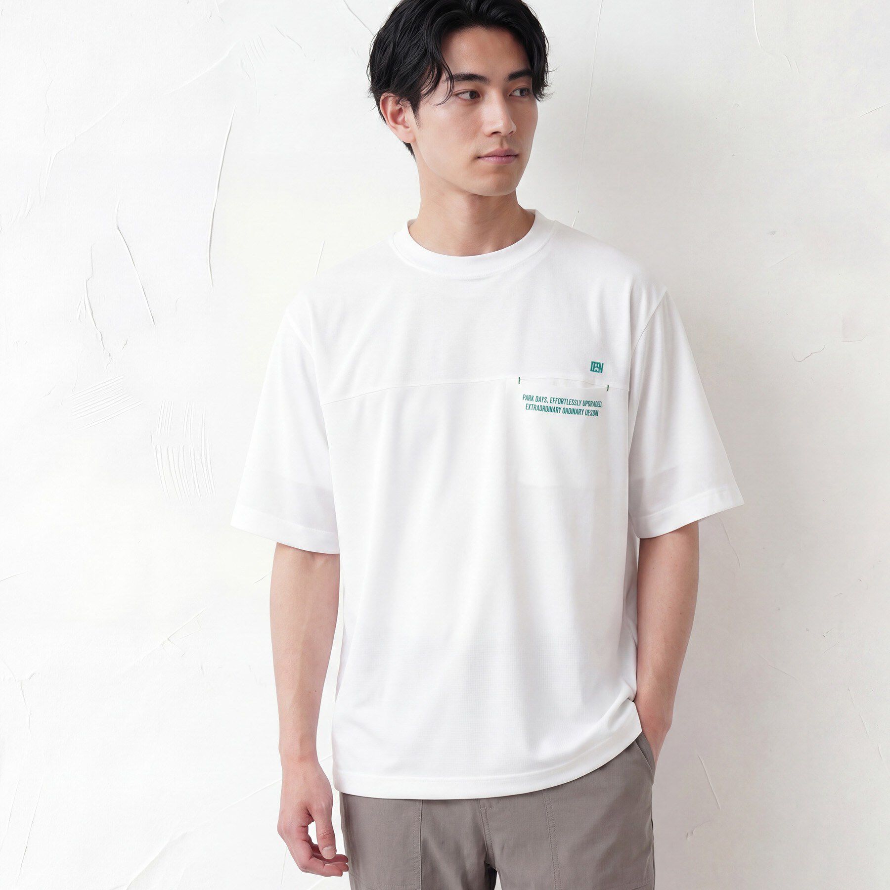 Dessin「【吸水速乾/UVカット】メッシュ素材 スポーティTシャツ」|Tシャツ・カットソー|ホワイト(001)