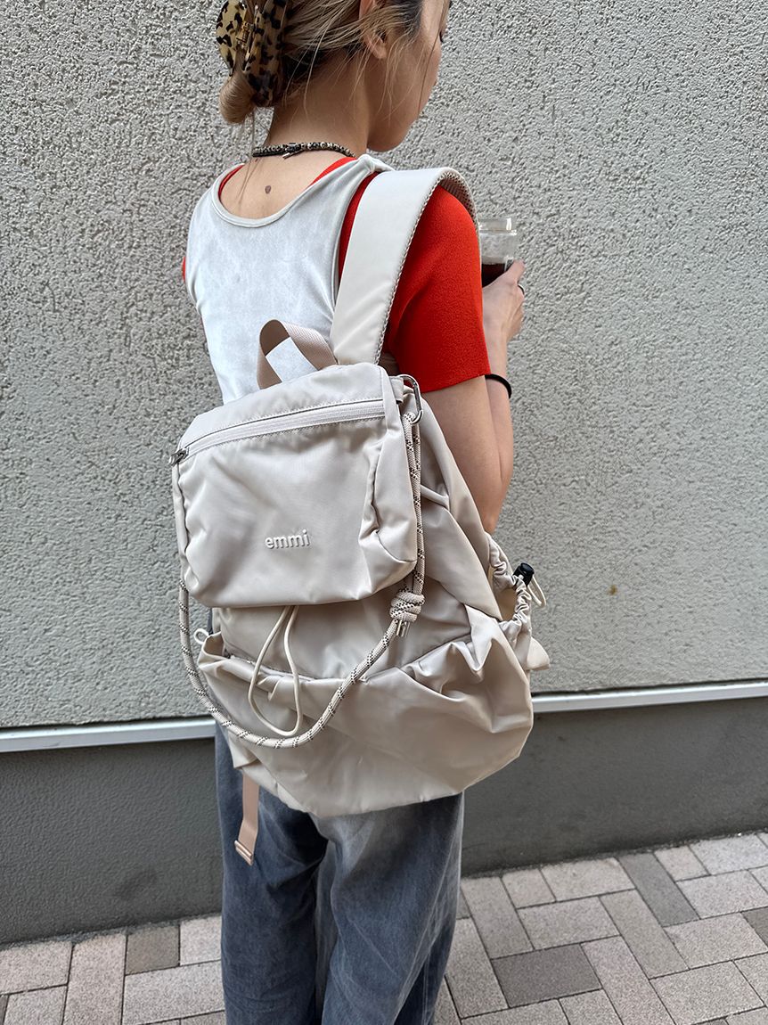 emmi atelier「【ONLINE限定カラーあり】マルチユースバックパック」|リュック|