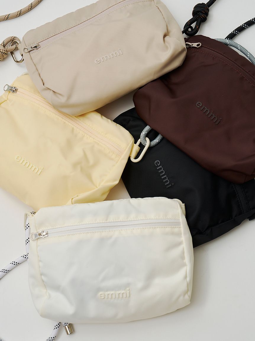 emmi atelier「【ONLINE限定カラーあり】マルチユースバックパック」|リュック|