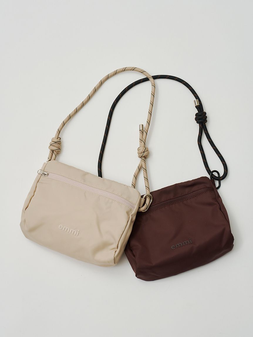 emmi atelier「【ONLINE限定カラーあり】マルチユースバックパック」|リュック|
