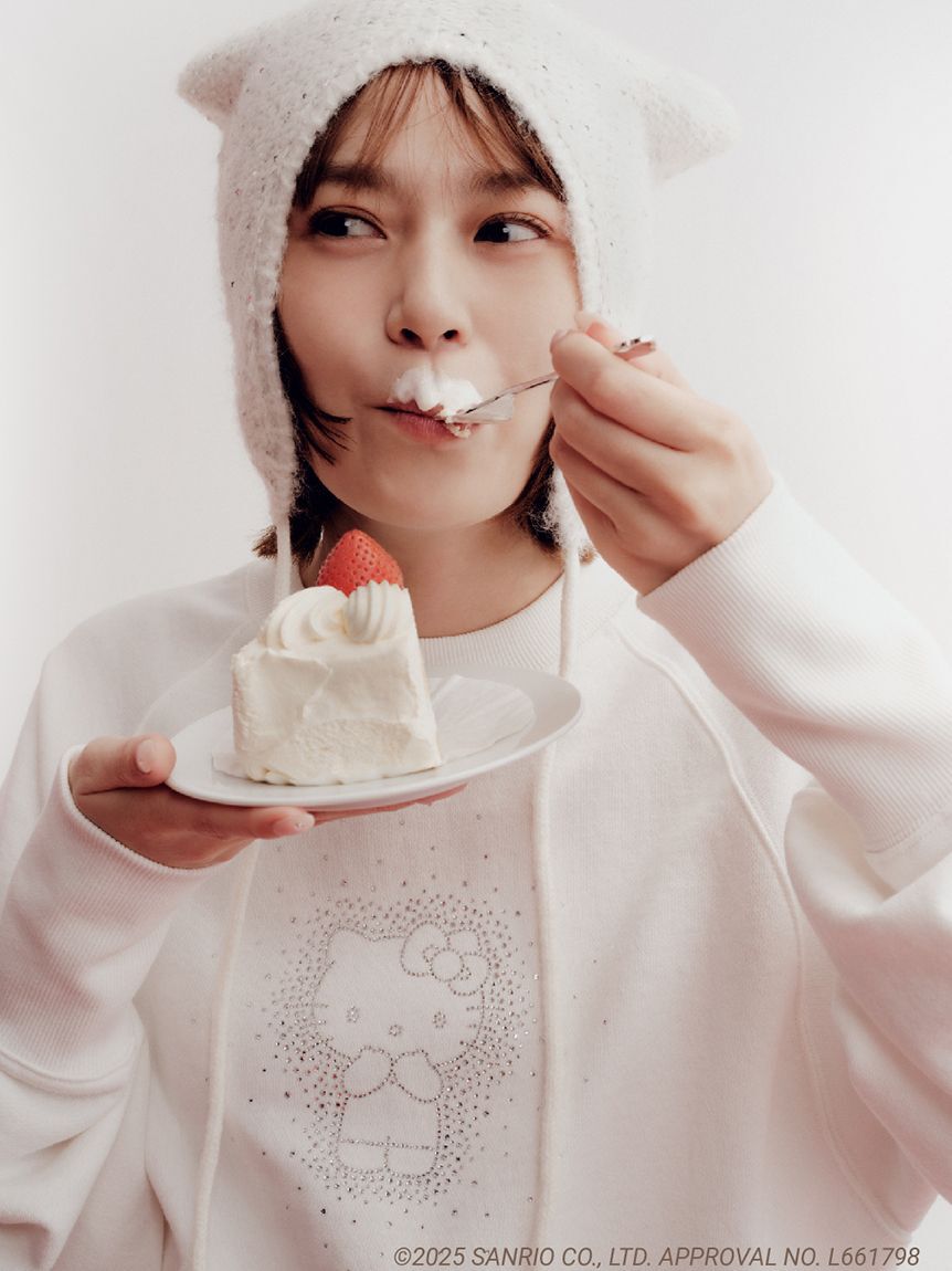 FURFUR「【WEB・一部店舗限定カラー】HELLO KITTYクリスタルスウェット」|スウェット・ジャージ|