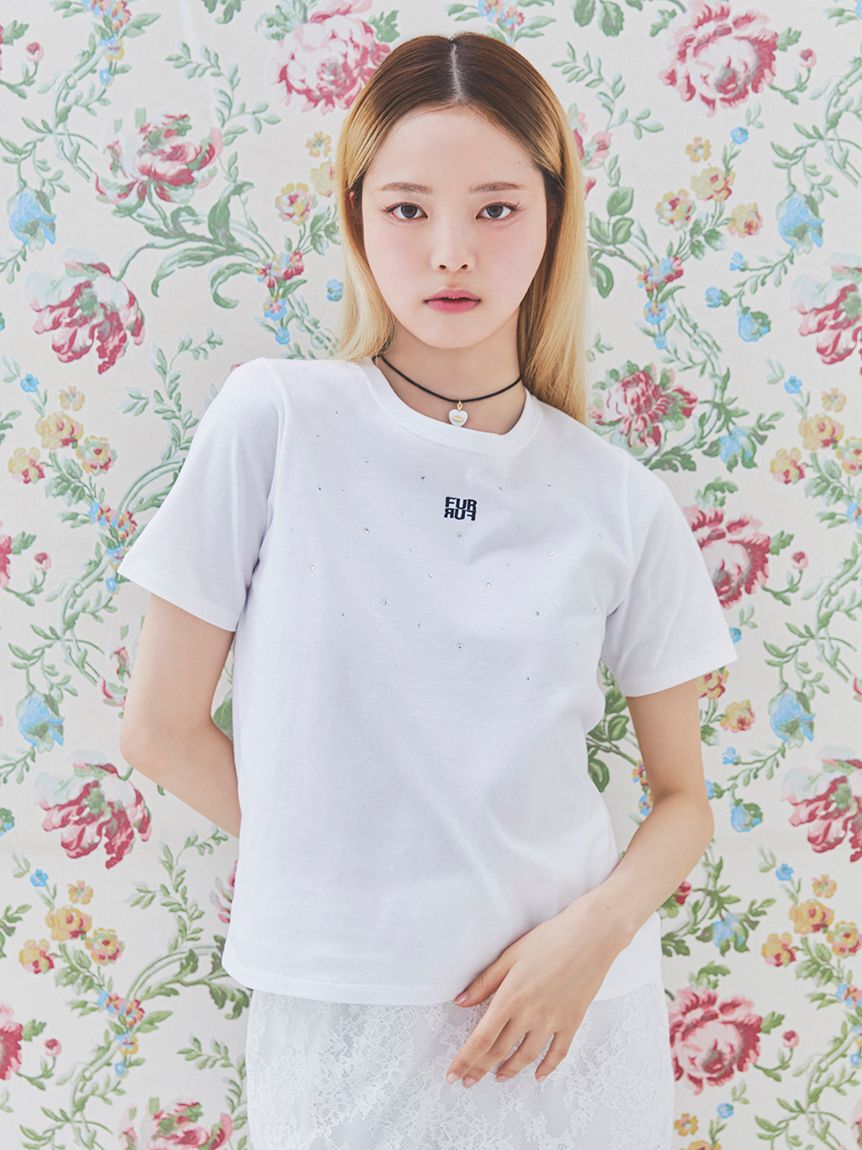 FURFUR「ラインストーンロゴ刺繍Tシャツ」|Tシャツ・カットソー|WHT